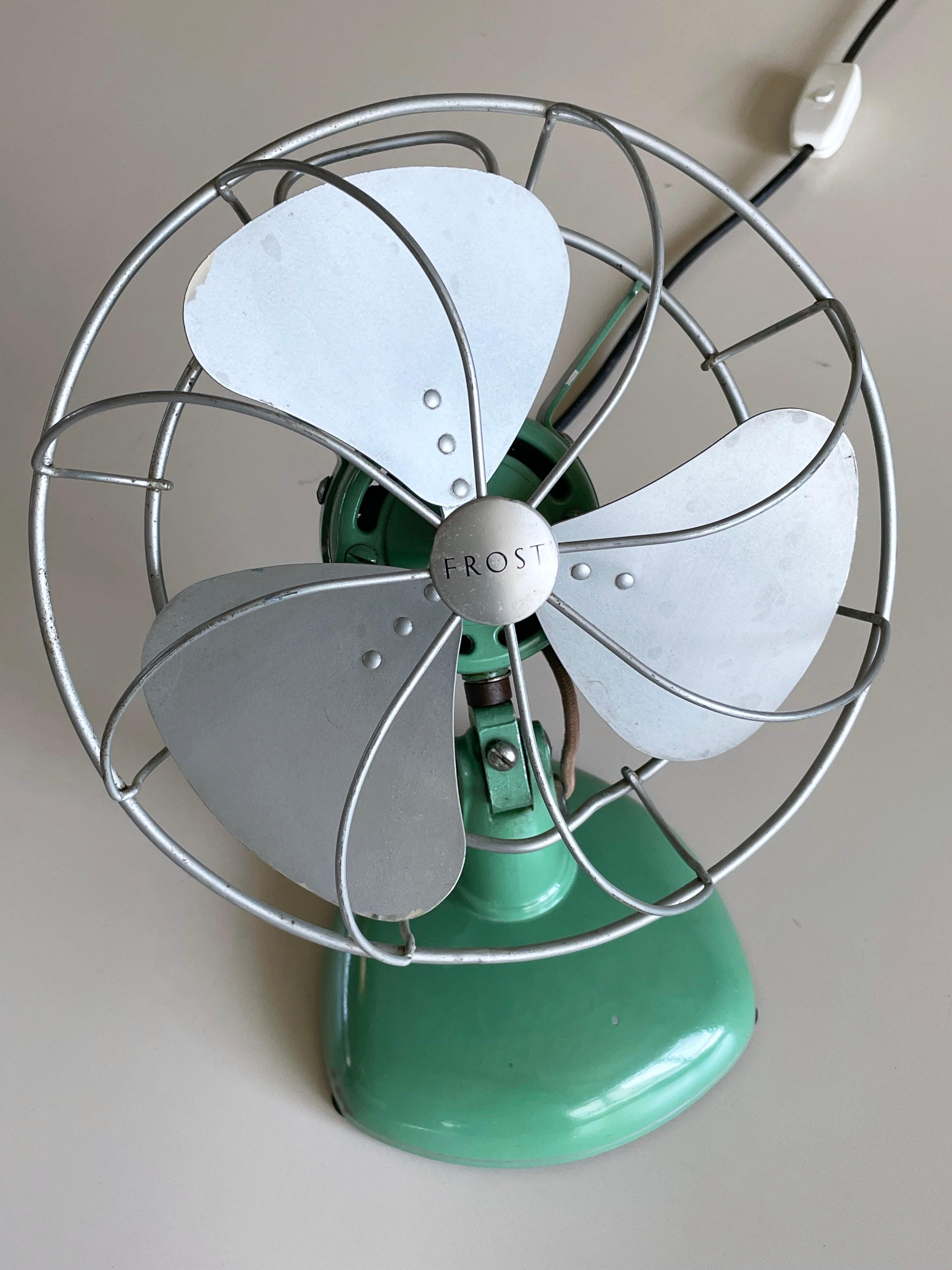 1950’s FROST triple blade oscillating desk fan / ventilator For Sale 5