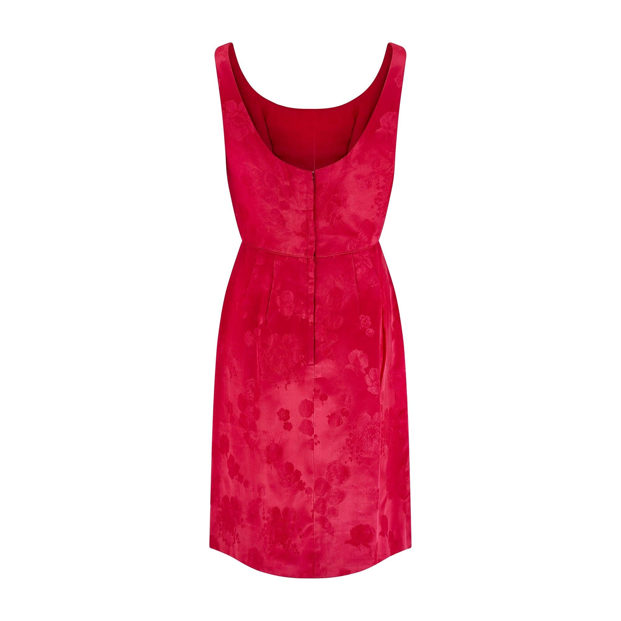 1950s Fuchsia Pink Jacquard Dress and Coat Ensemble For Sale 2