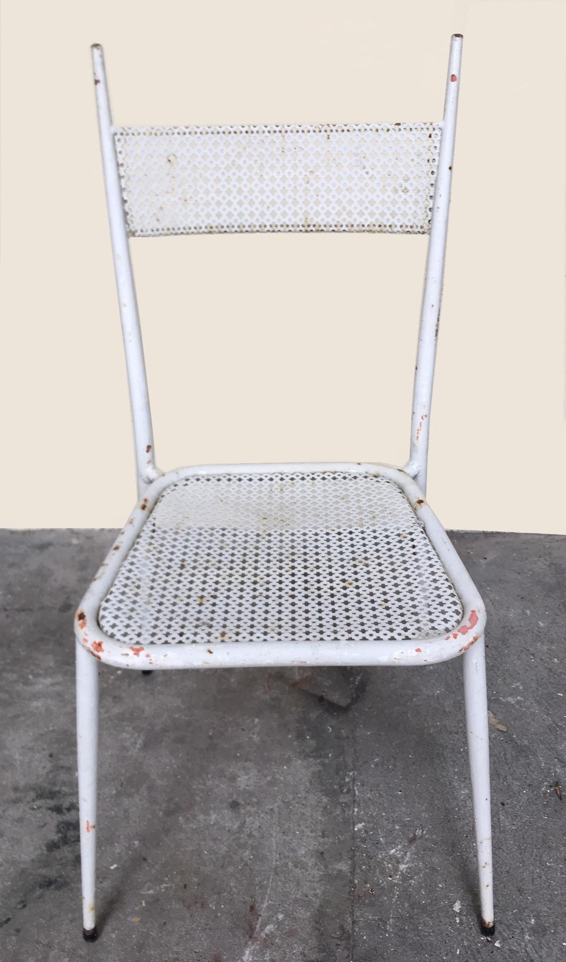 1950s Garden Furniture in Metal and Perforated Sheet In Good Condition For Sale In Paris, FR