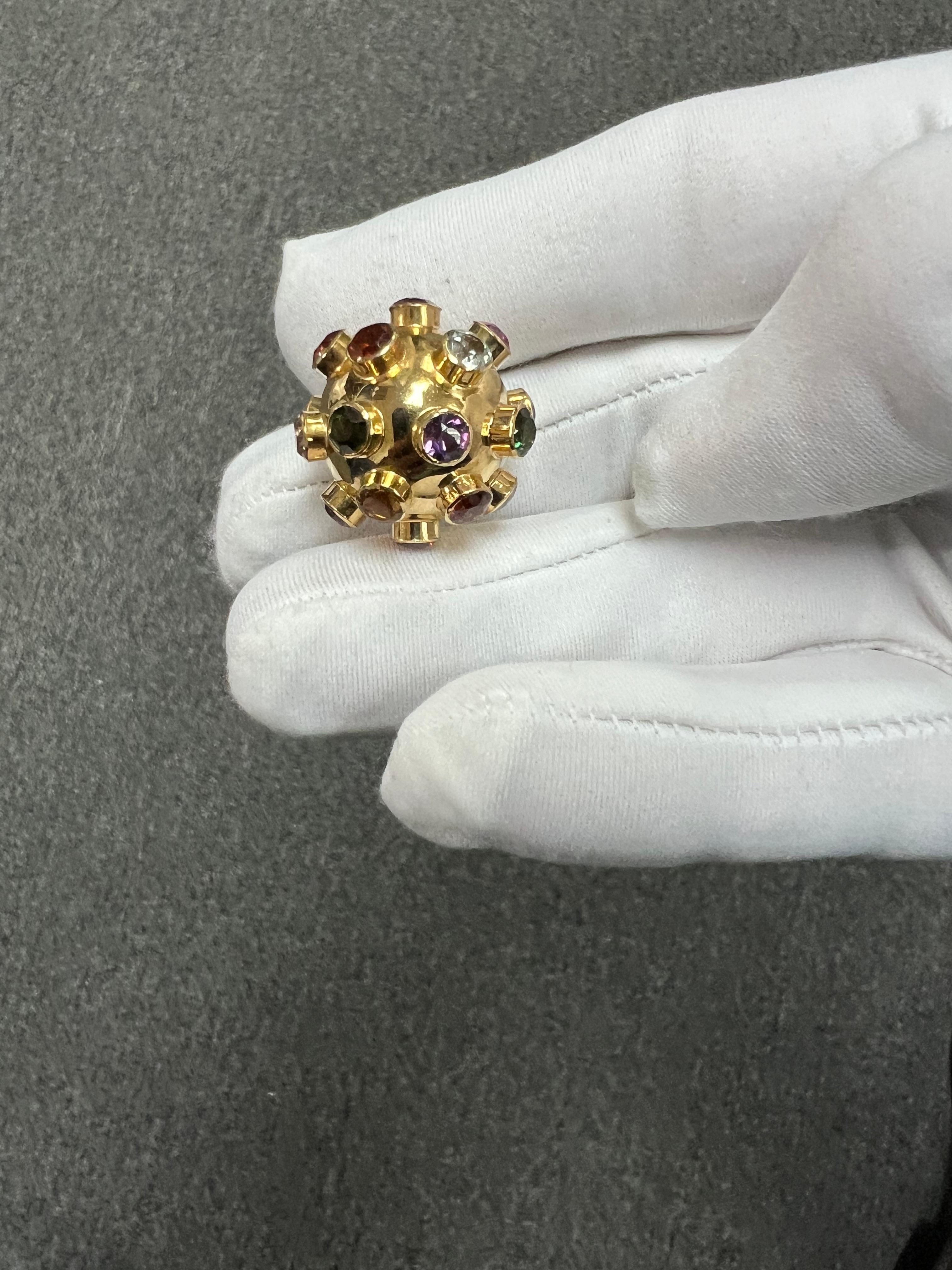 1950s Gemstone Sputnik 18k Yellow Gold Pendant 2