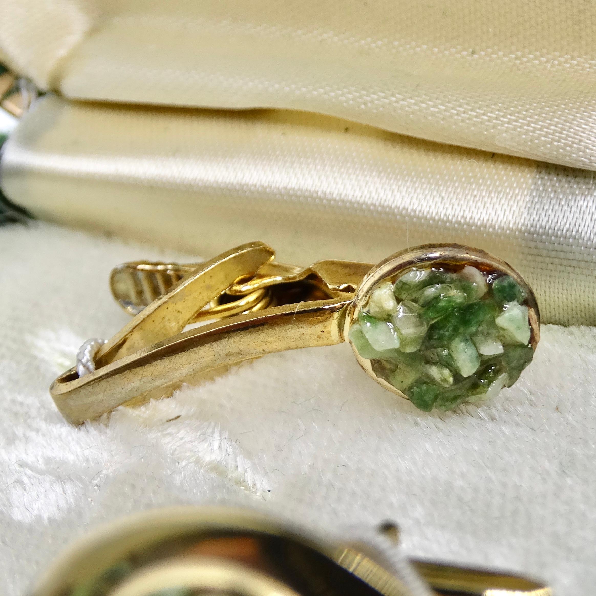 1950s Genuine Jade Cuff Link and Tie Clip Set In Excellent Condition For Sale In Scottsdale, AZ