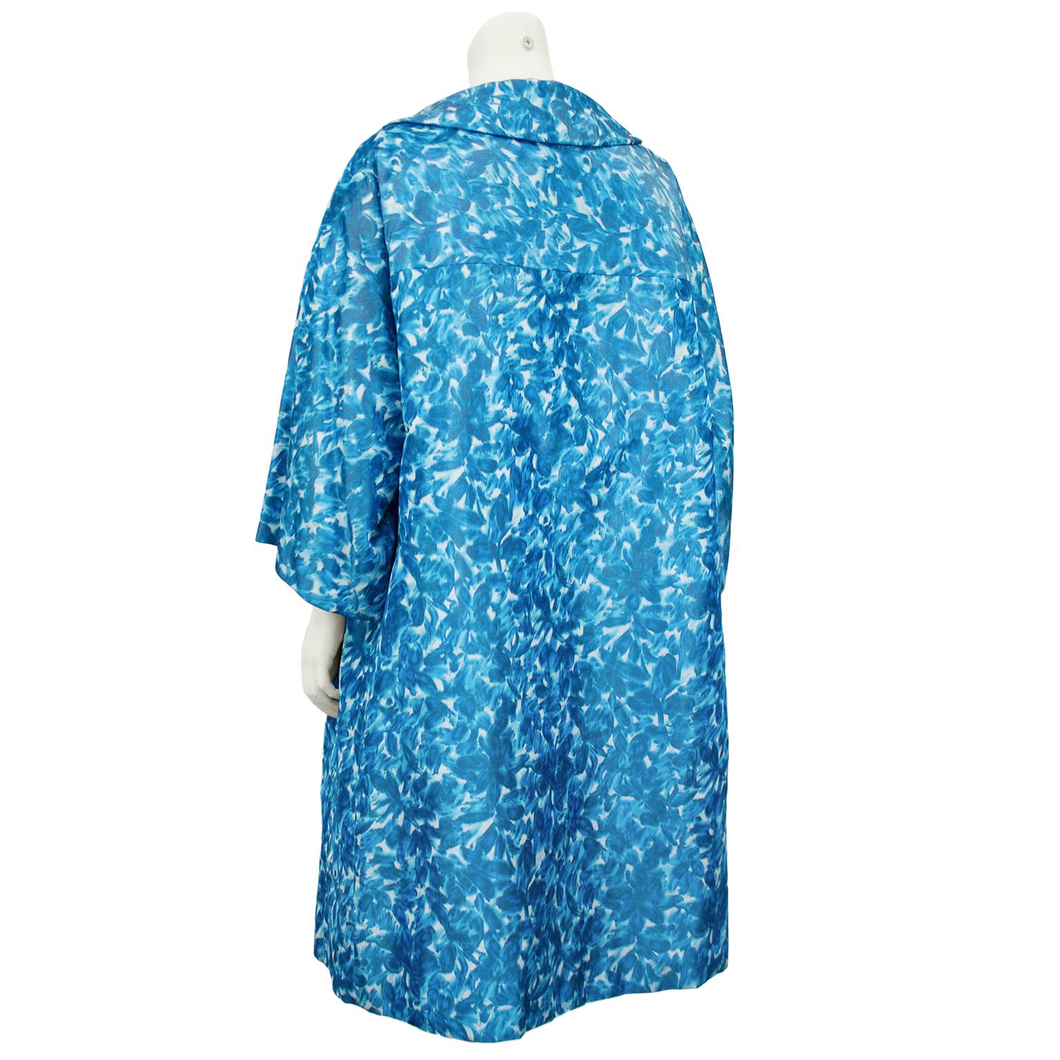1950s George Carmel Blue Silk Taffeta Cocktail Dress and Opera Coat Ensemble For Sale 2