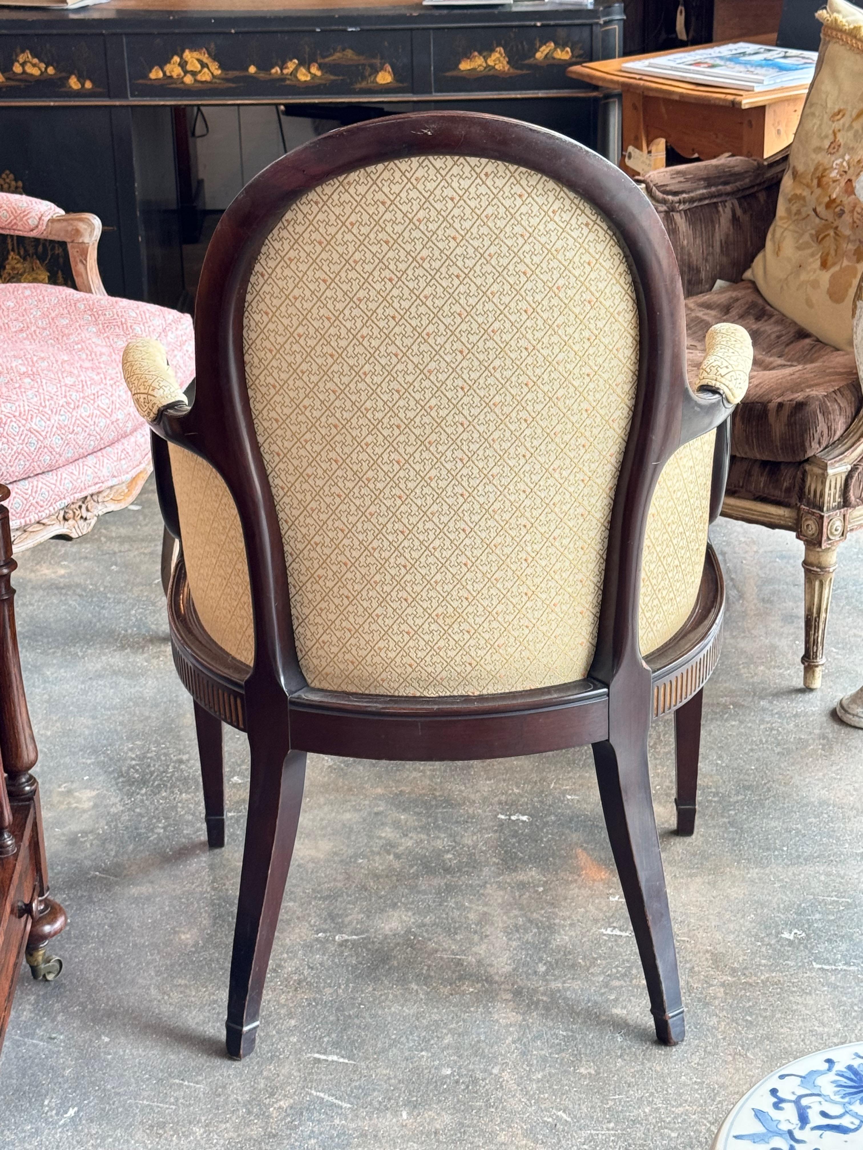Sillón Tapizado Estilo Jorge III Años 50 en venta 4