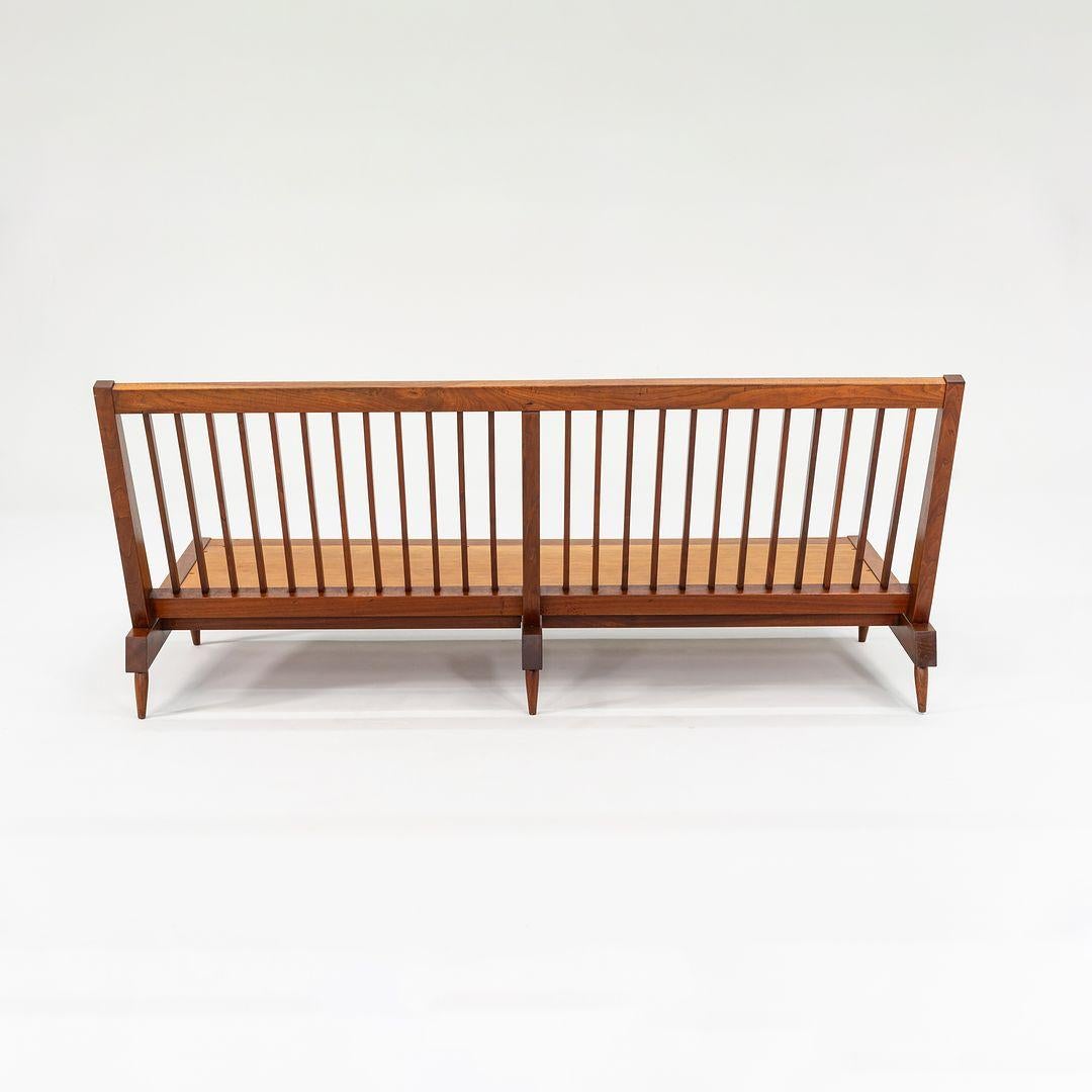 Milieu du XXe siècle 1950 George Nakashima Studio Canapé / sofa à lattes à trois places de 72 pouces en vente