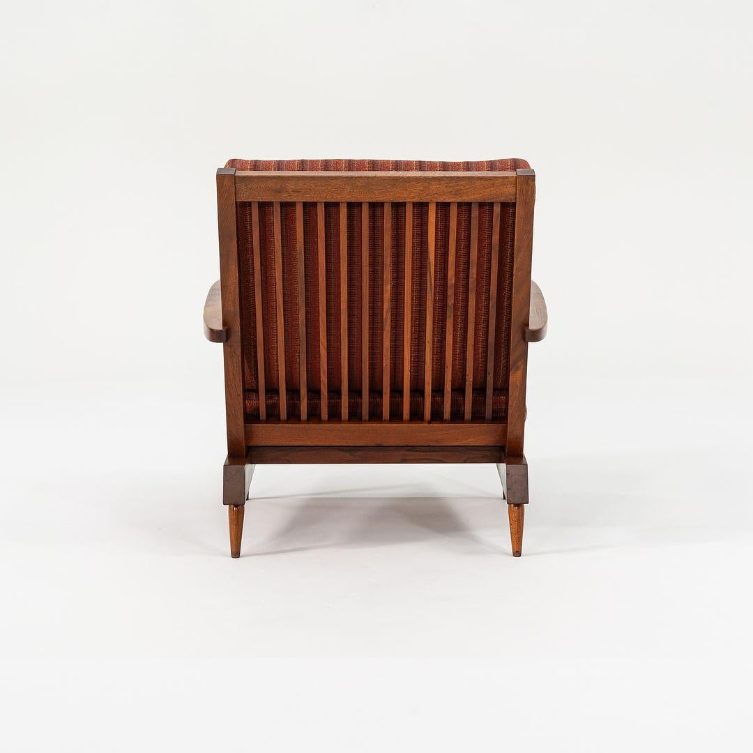 Sedia da salotto a doghe con braccioli in noce nero George Nakashima Studio del 1950 In condizioni buone in vendita a Philadelphia, PA