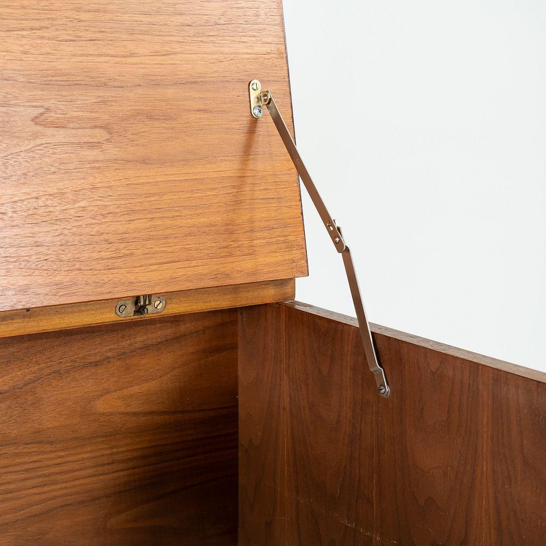 1950s George Nelson for Herman Miller Cabinet Series Three-Door Cabinet Bar For Sale 4