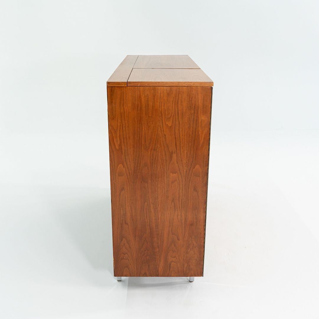 1950s George Nelson for Herman Miller Cabinet Series Three-Door Cabinet Bar In Good Condition For Sale In Philadelphia, PA