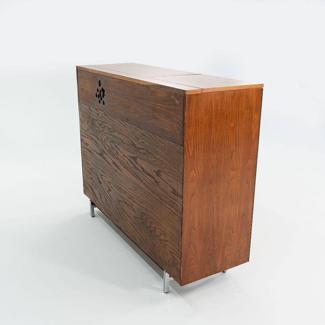 1950s George Nelson for Herman Miller Cabinet Series Three-Door Cabinet Bar For Sale 2