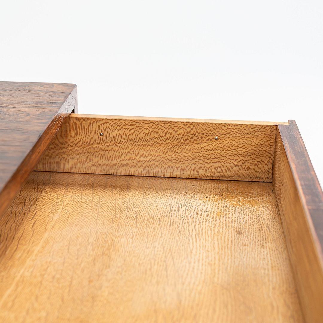1950 George Nelson for Herman Miller Side Table / Nightstand on Pedestal Base (Table d'appoint / table de nuit sur piédestal) en vente 4