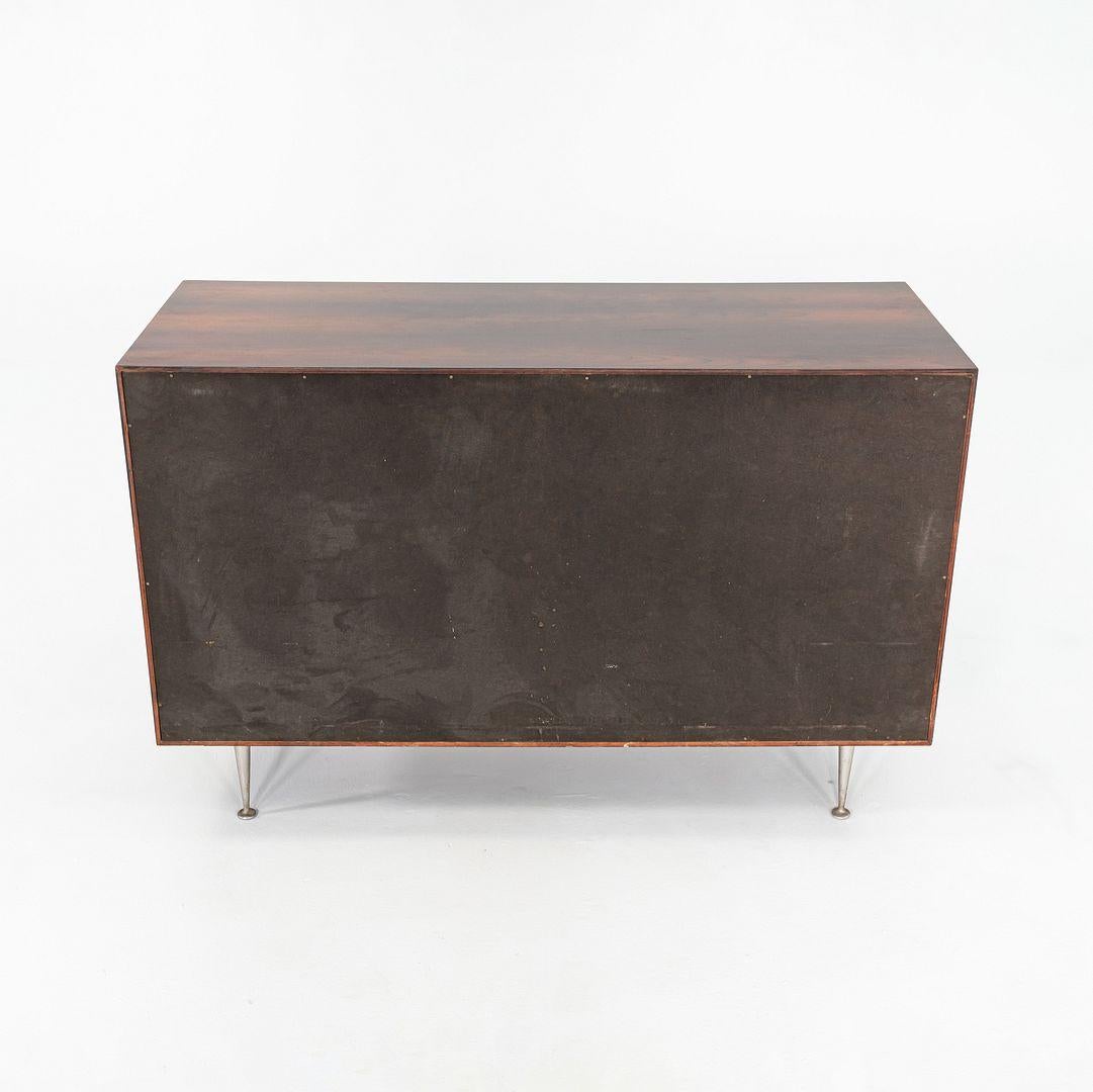 1950 George Nelson for Herman Miller Thin Edge Rosewood 5221 8-Drawer Dresser (commode à 8 tiroirs) en vente 4
