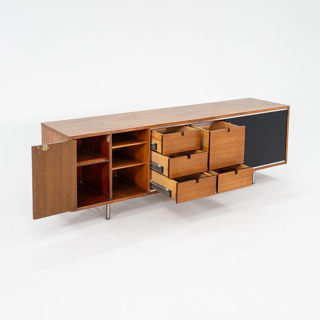 Américain 1950 George Nelson for Herman Miller Walnut 80