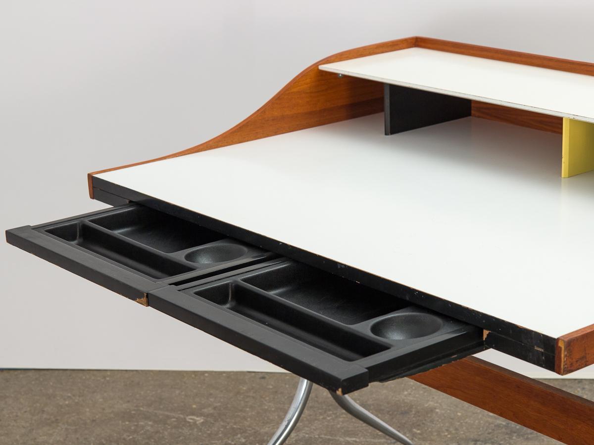 Mid-20th Century 1950s George Nelson Swag Leg Desk For Sale