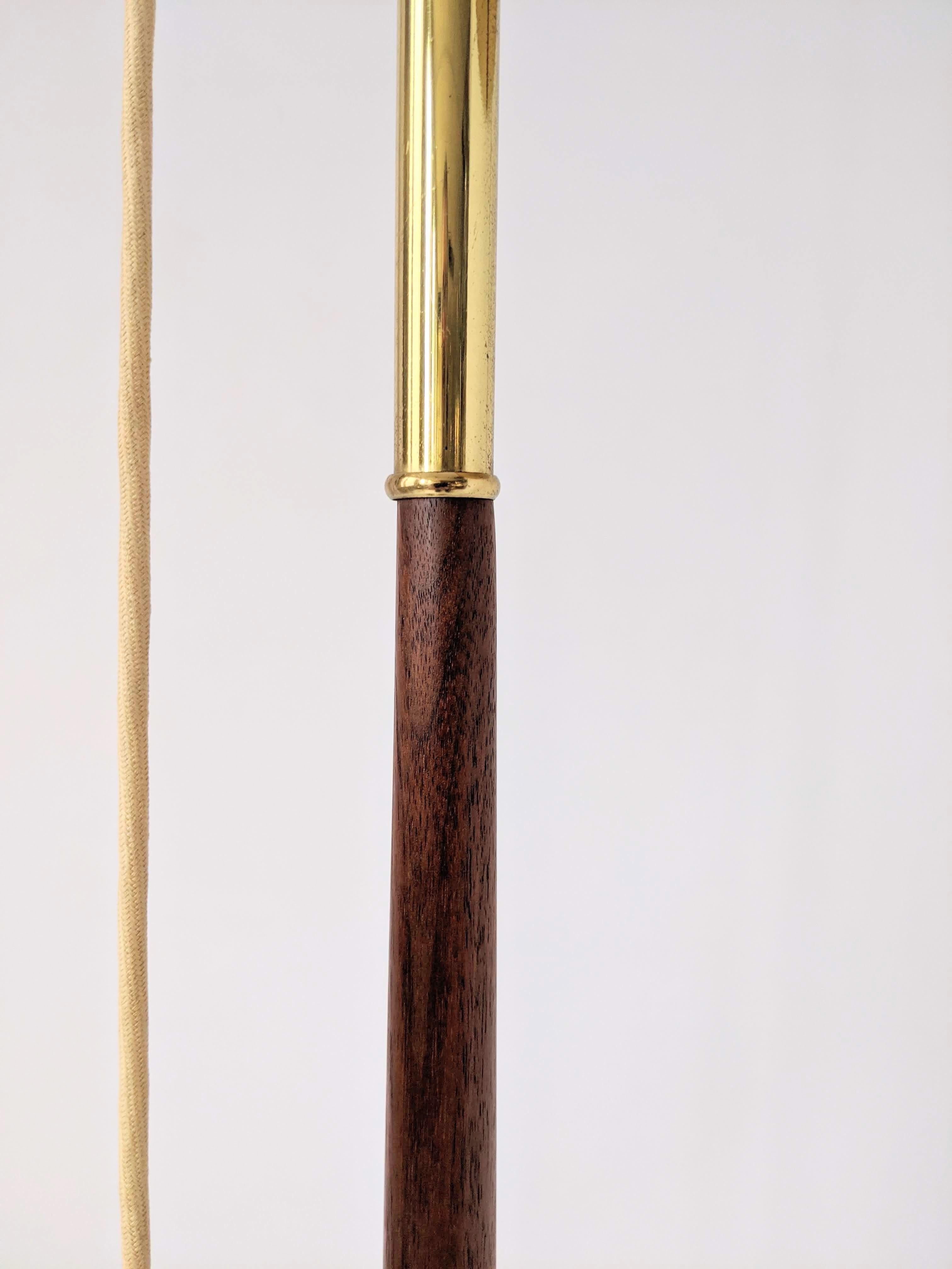 1950s Gerald Thurston Counterweight Brass and Walnut Floor Lamp, USA 12