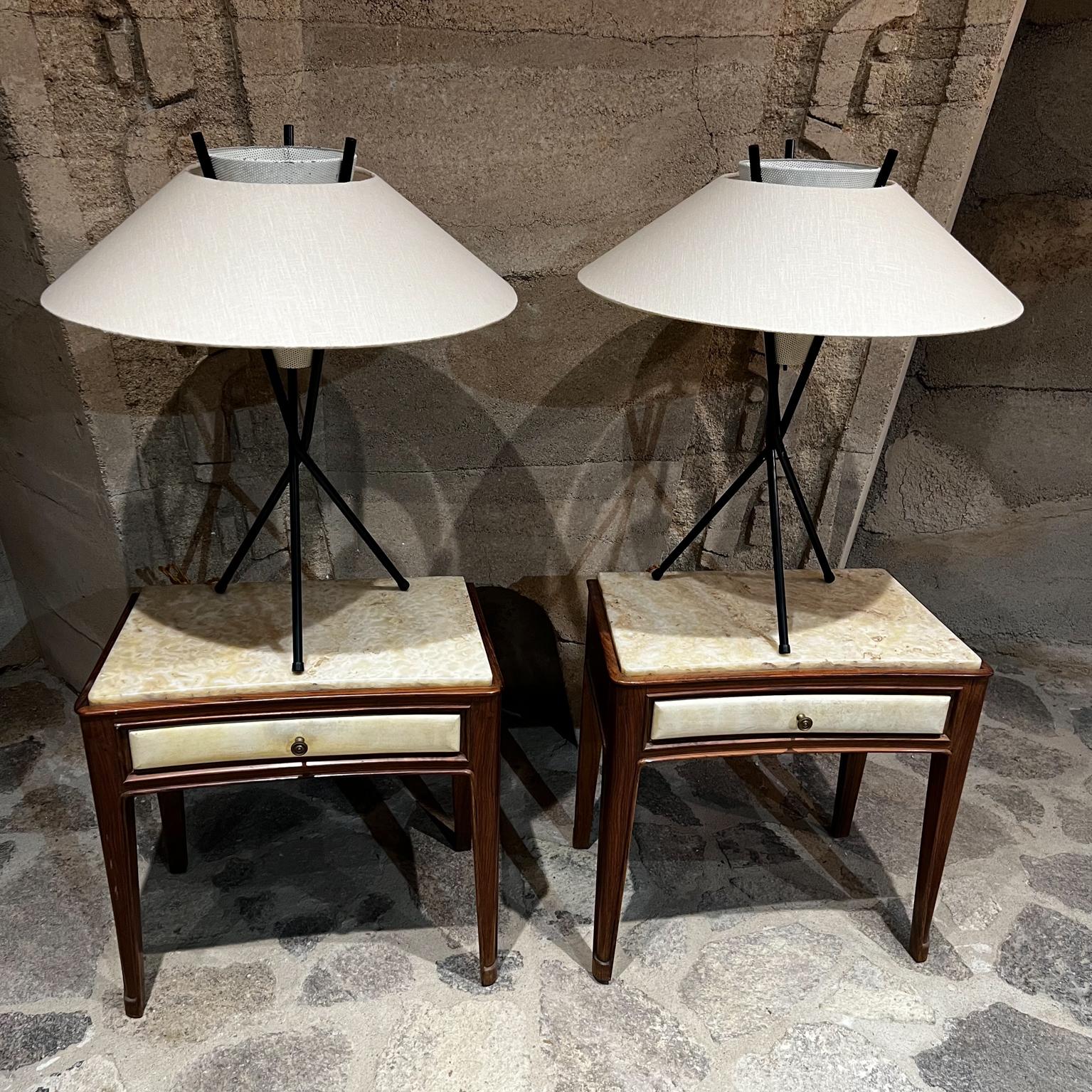 1950s Gerald Thurston Tripod Table Lamp Pair Space Age Modern Lightolier For Sale 1