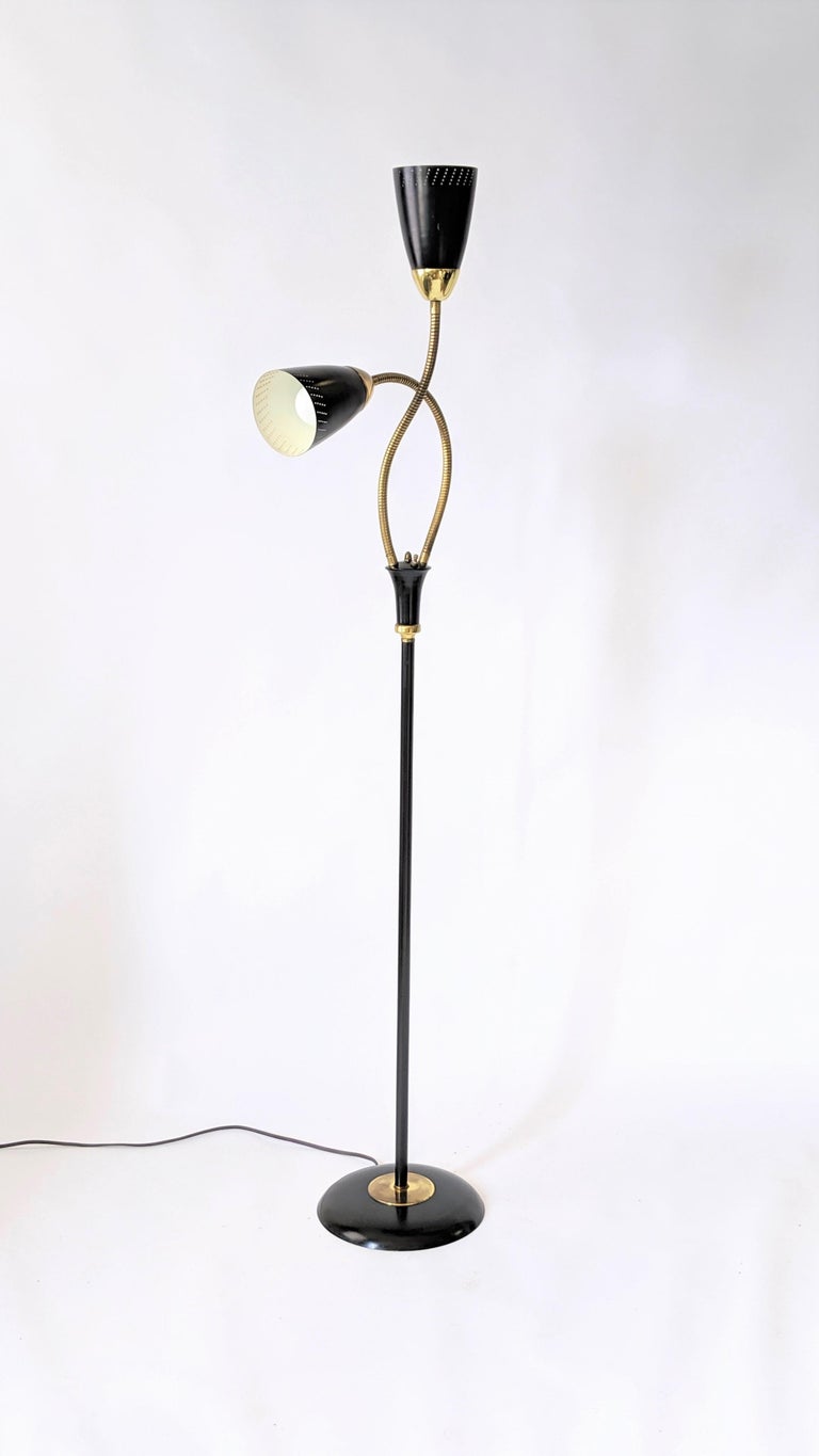 1950s Gerald Thurston Twin Gooseneck / Head Floor Lamp, USA For Sale at
