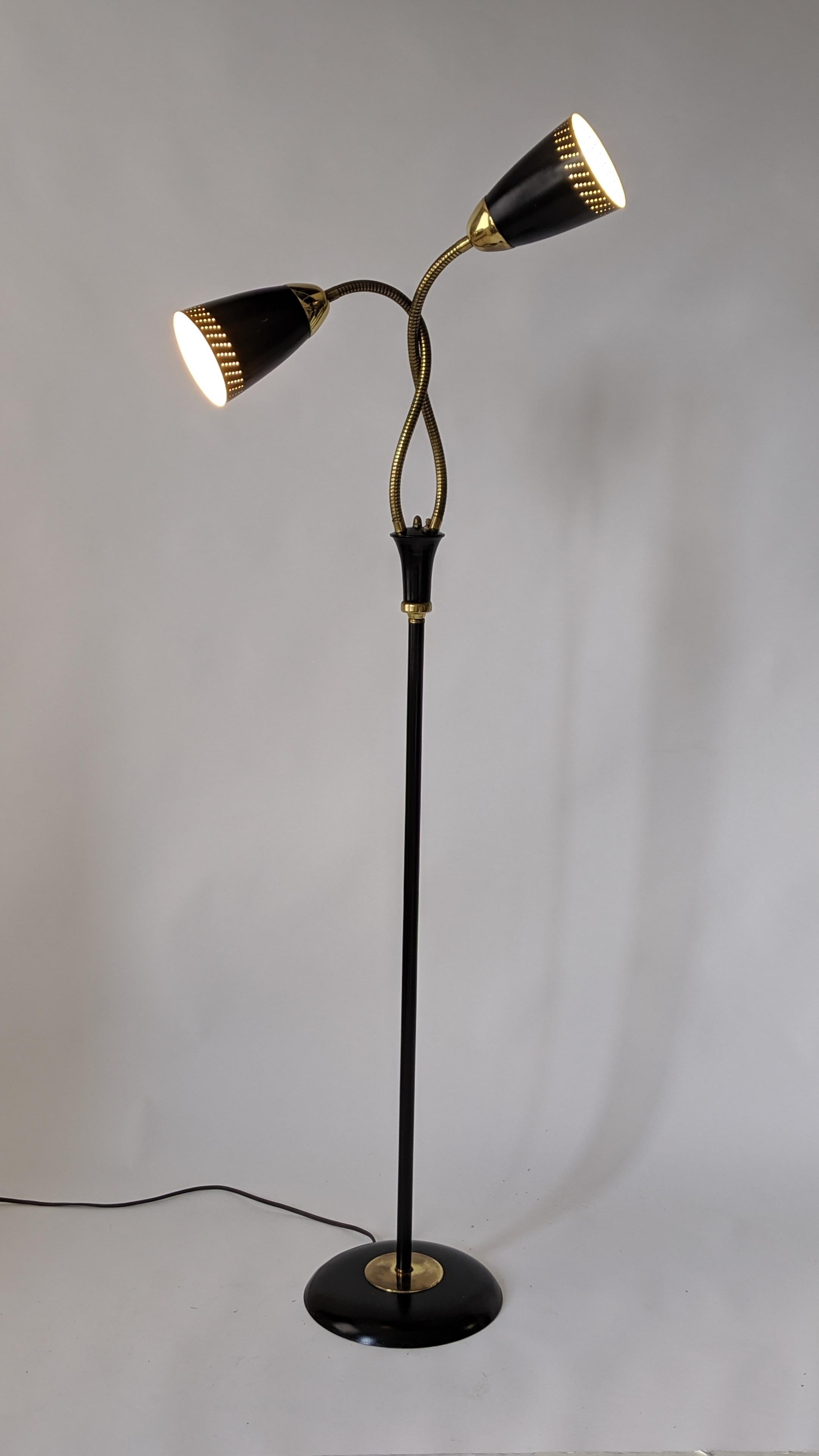 Mid-Century Modern 1950s Gerald Thurston Twin Gooseneck / Head Floor Lamp, USA