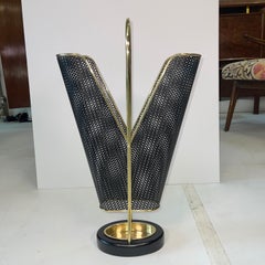 Stand Umbrella en laiton et métal perforé allemand des années 50