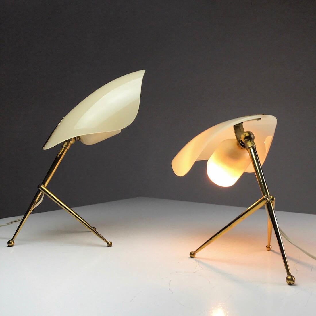 1950s German Brass Table Lamps Stilnovo Style with Perspex Tulip Shaped Shades 2