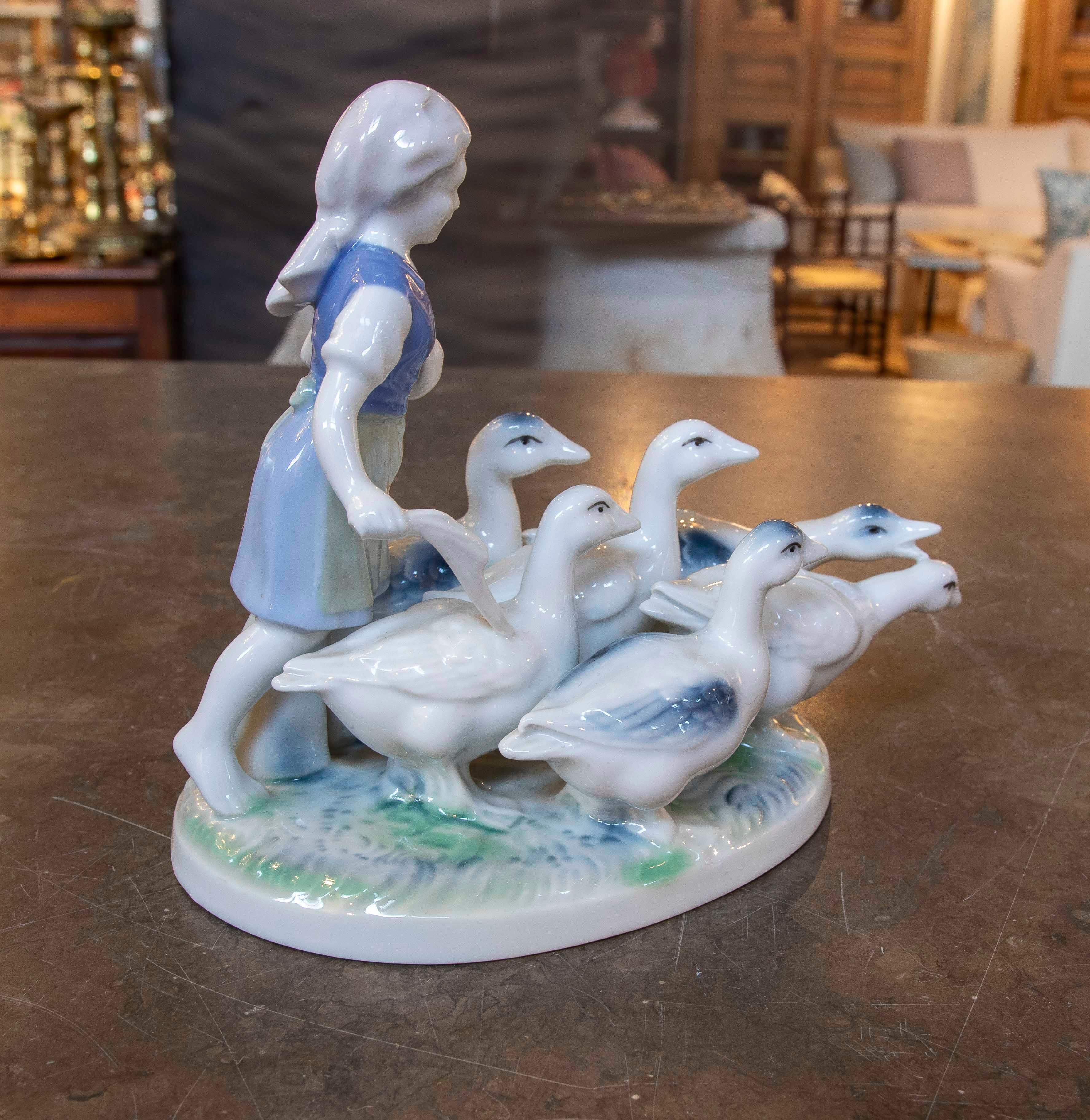 1950s Gerold Porzellan Bavaria Porcelain Figure, Traditional German Style For Sale 2