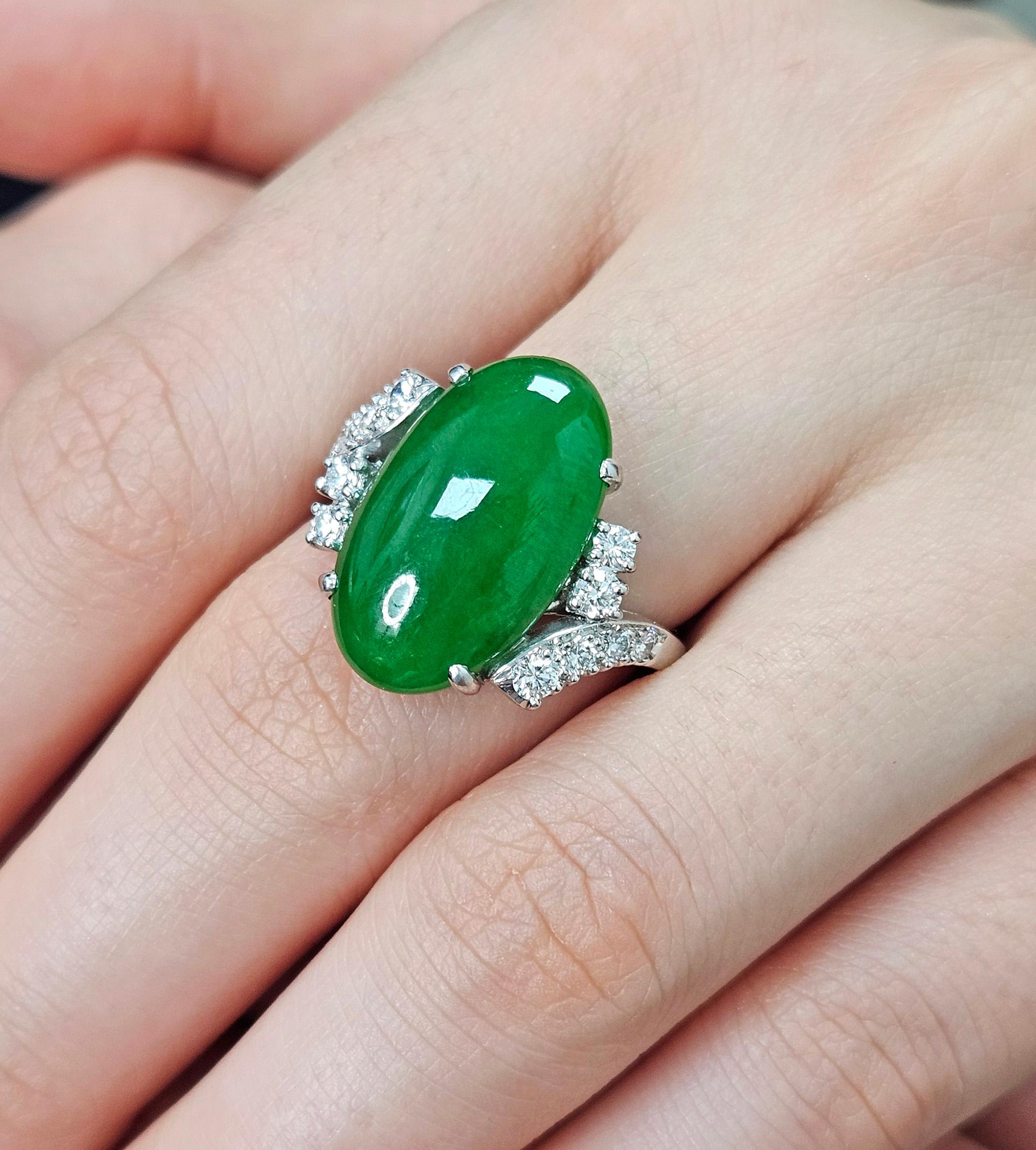 1950s GIA 11.62ctw Natural UNTREATED Green Jade JADEITE Diamond Platinum Ring en vente 14