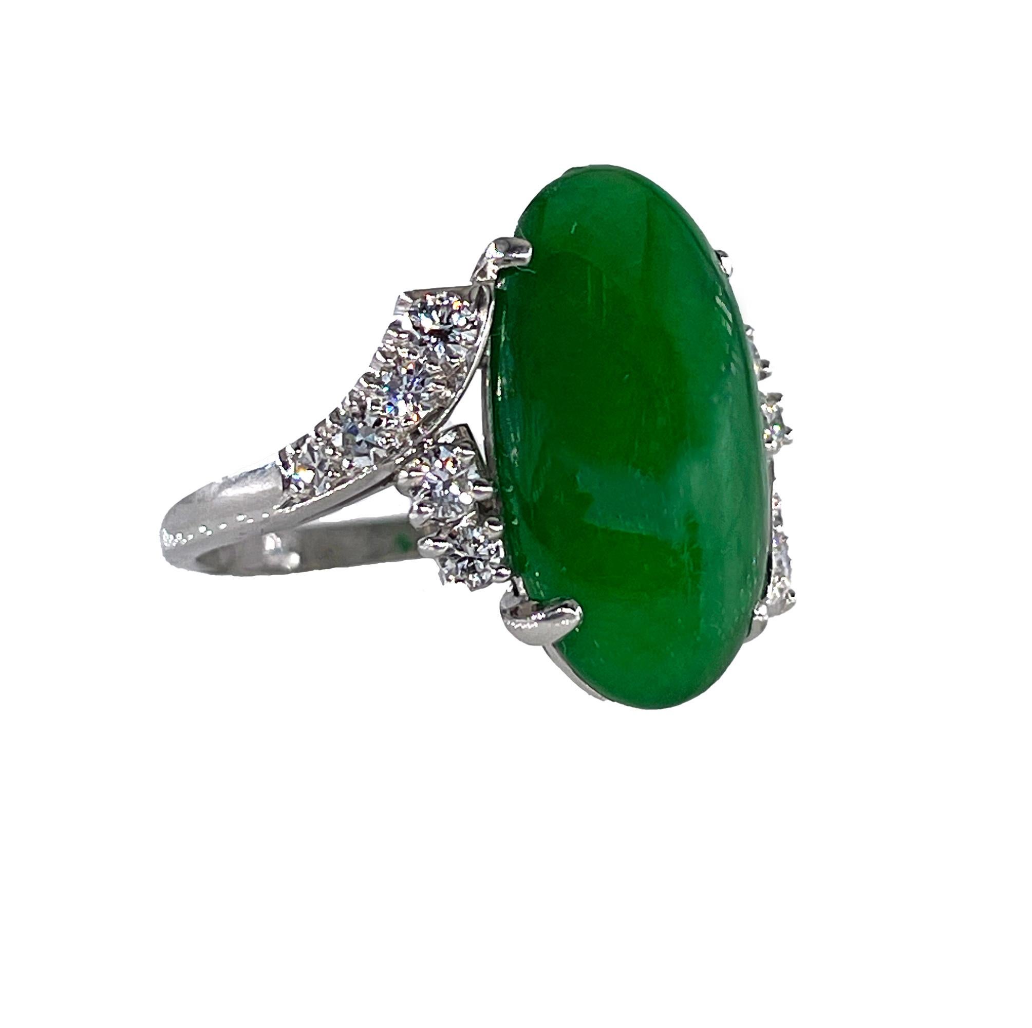 1950s GIA 11.62ctw Natural UNTREATED Green Jade JADEITE Diamond Platinum Ring en vente 3
