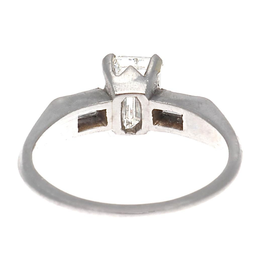 1950s GIA G VVS2 0.96 Carat Diamond Platinum Ring In Excellent Condition In Beverly Hills, CA