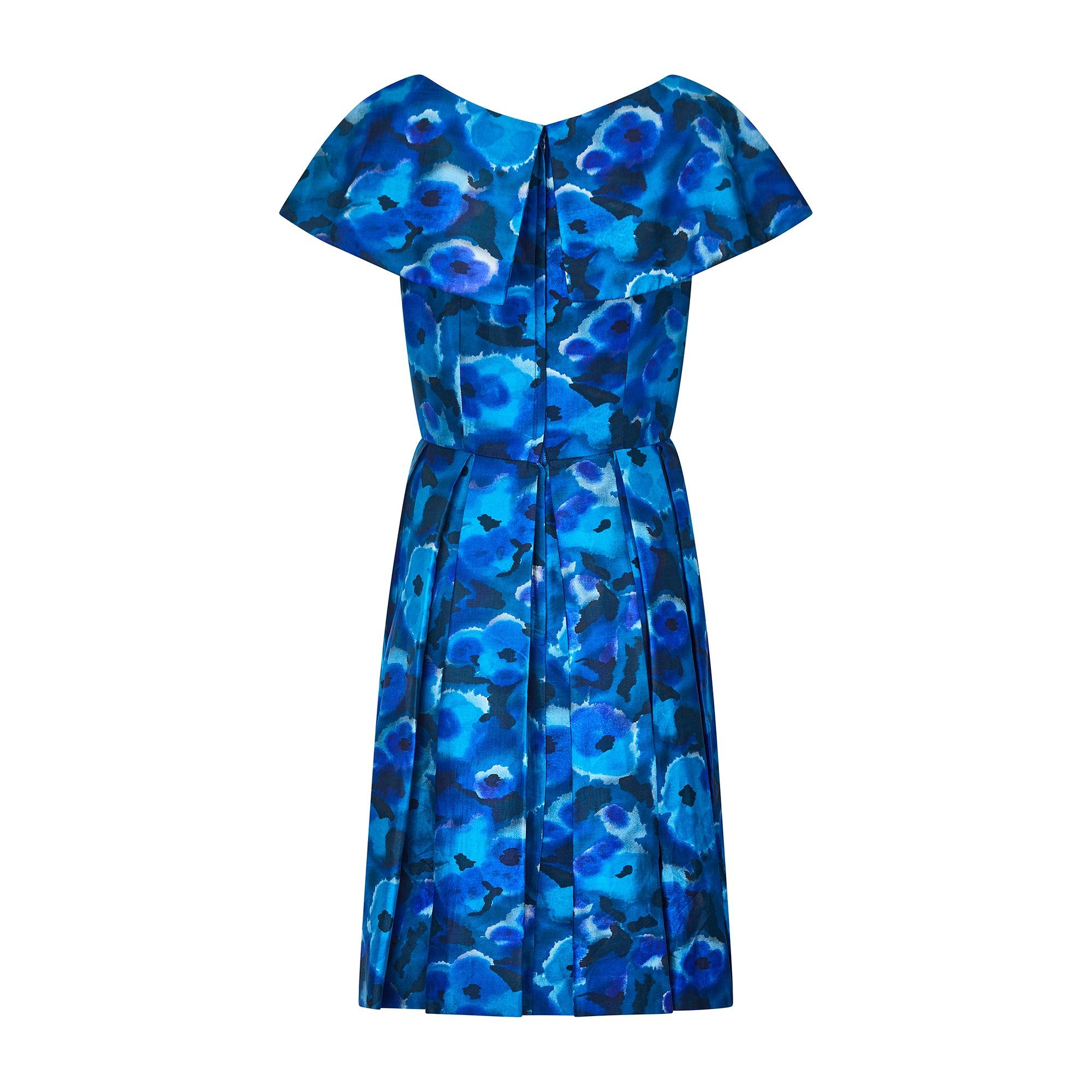 1950s Gigi Young Blue and Black Floral Silk Dress In Excellent Condition For Sale In London, GB