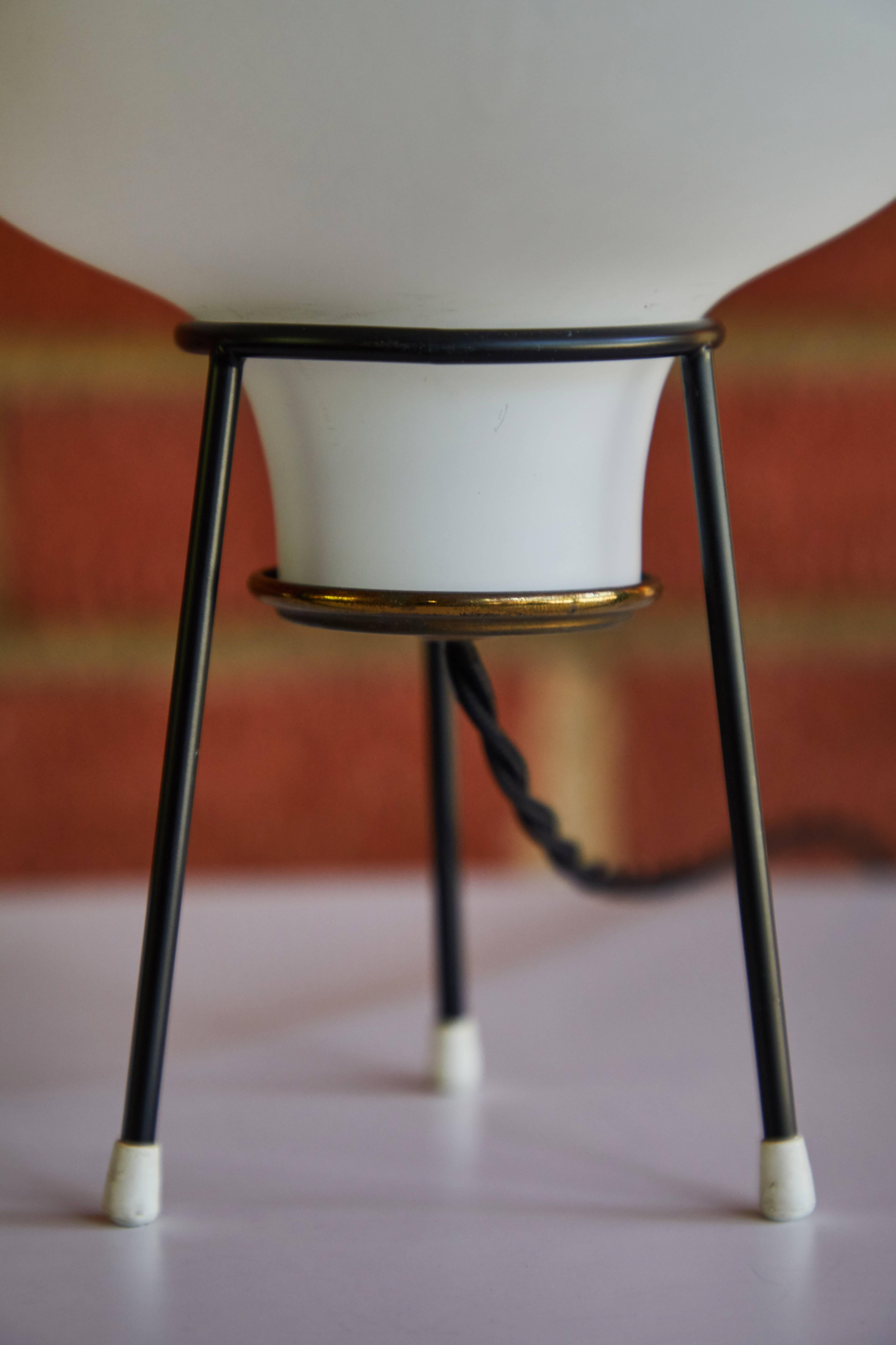 1950s Gilardi & Barzaghi Glass Tripod Table Lamp 4