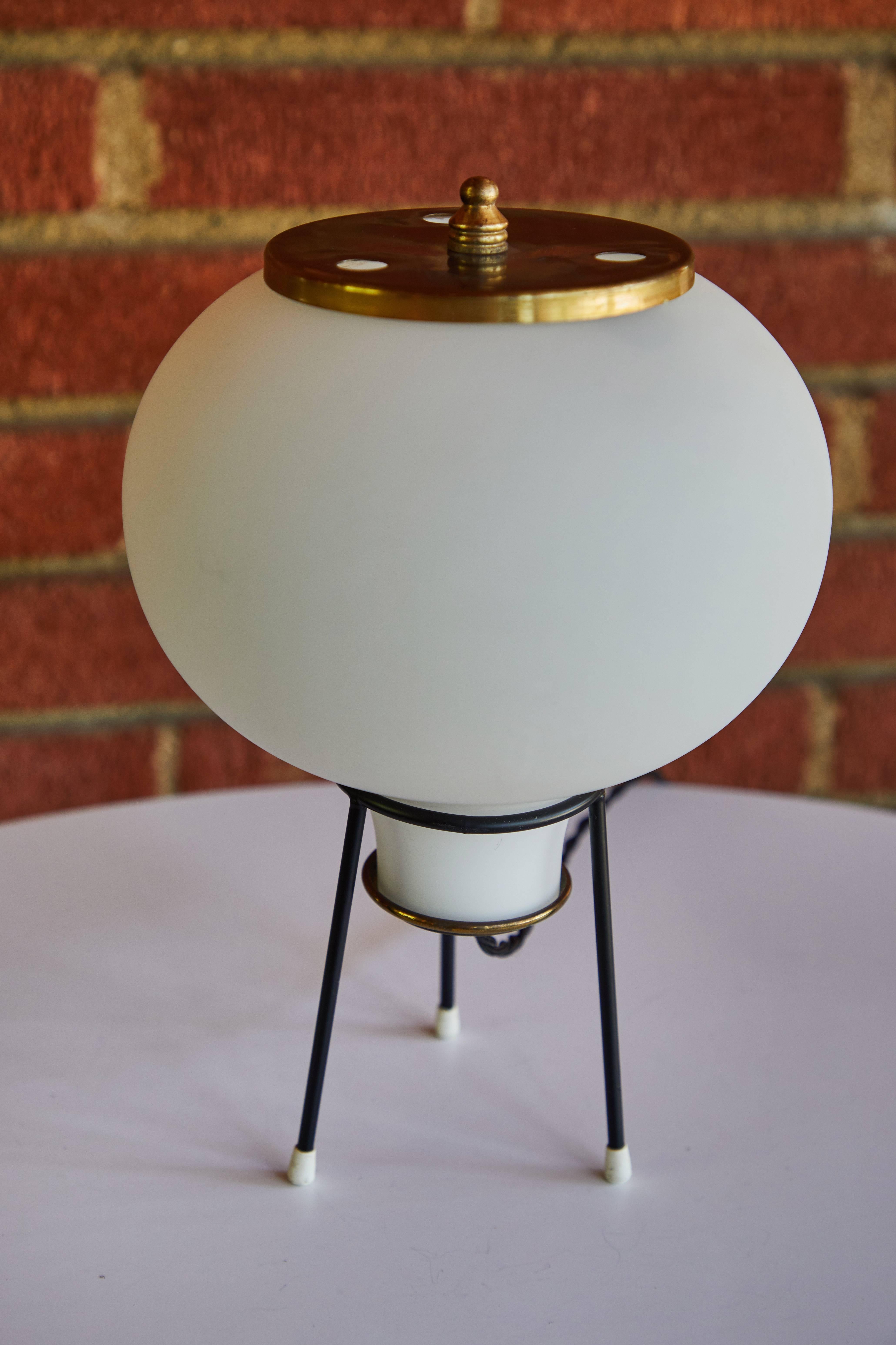 1950s Gilardi & Barzaghi Glass Tripod Table Lamp 1