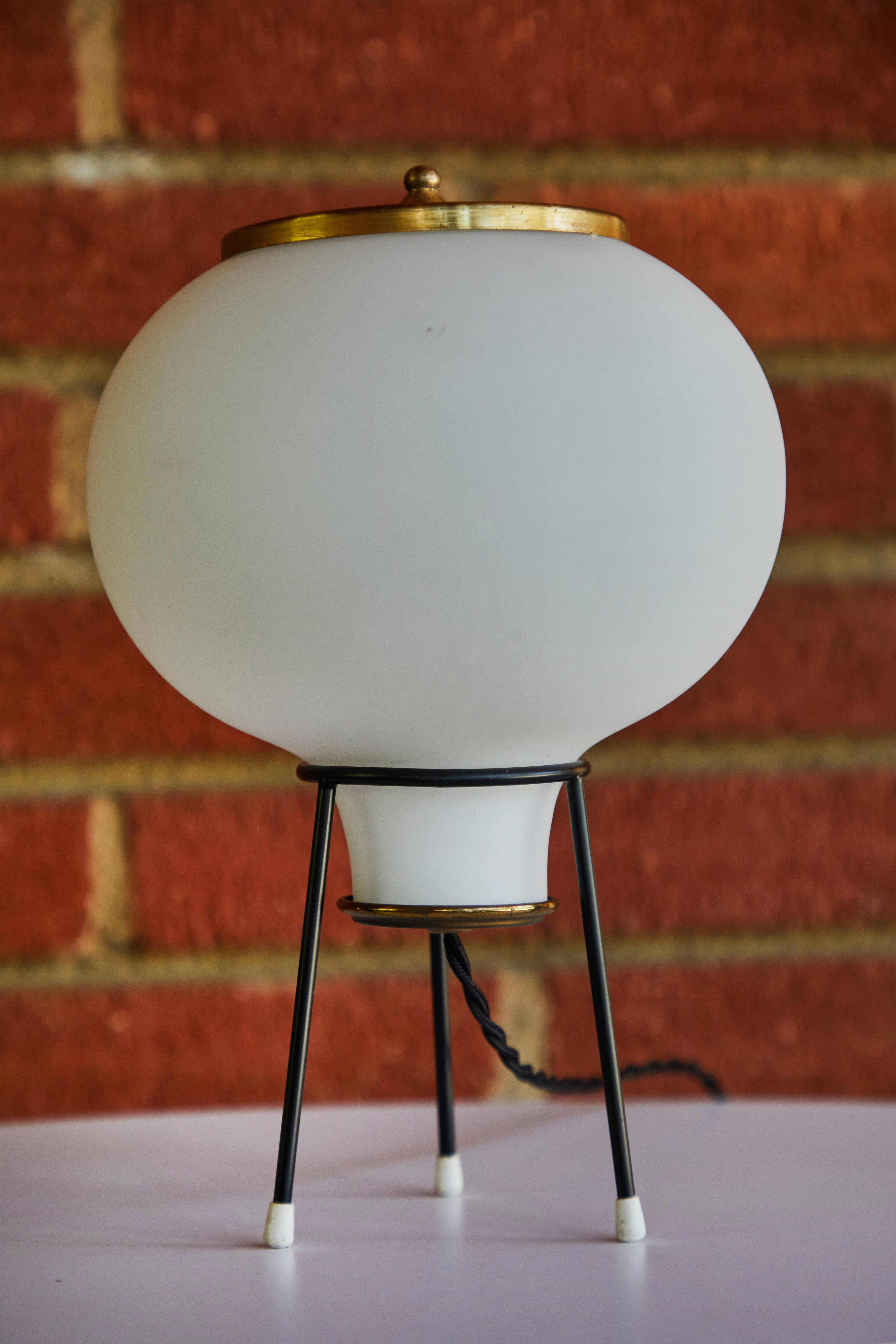 1950s Gilardi & Barzaghi Glass Tripod Table Lamp 2