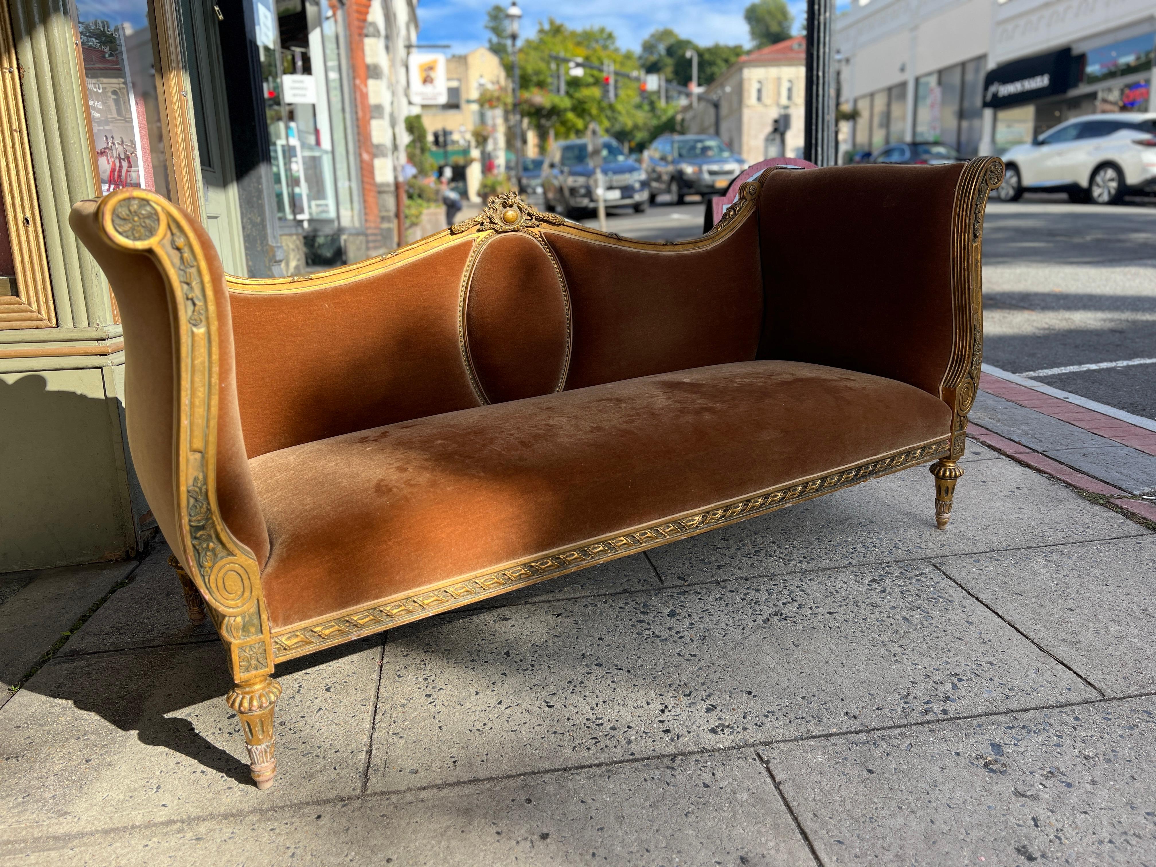 1950s Gilt French Couch in Mohair For Sale 9