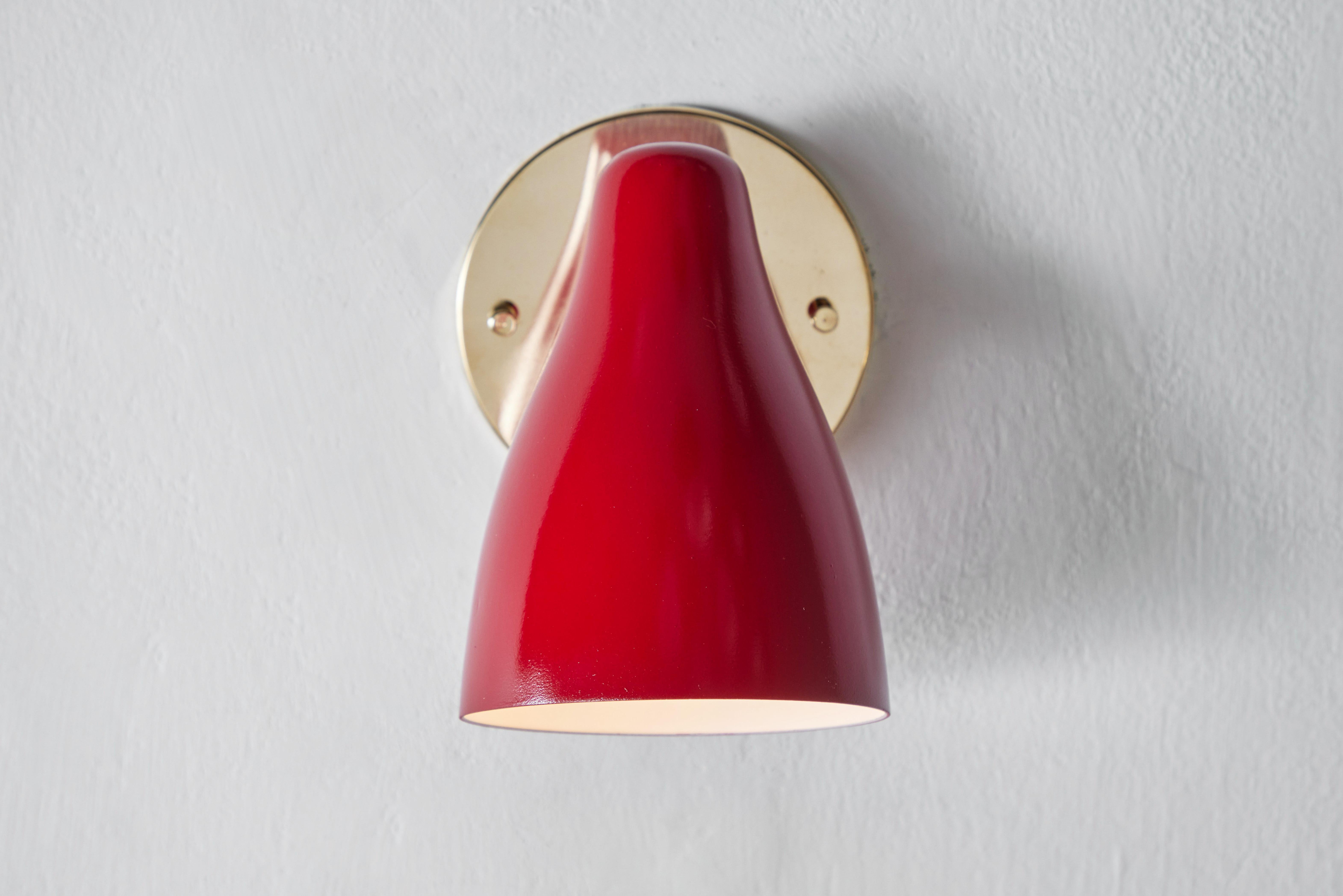 Mid-Century Modern 1950s Gino Sarfatti Articulating Red Wall Lamp for Arteluce