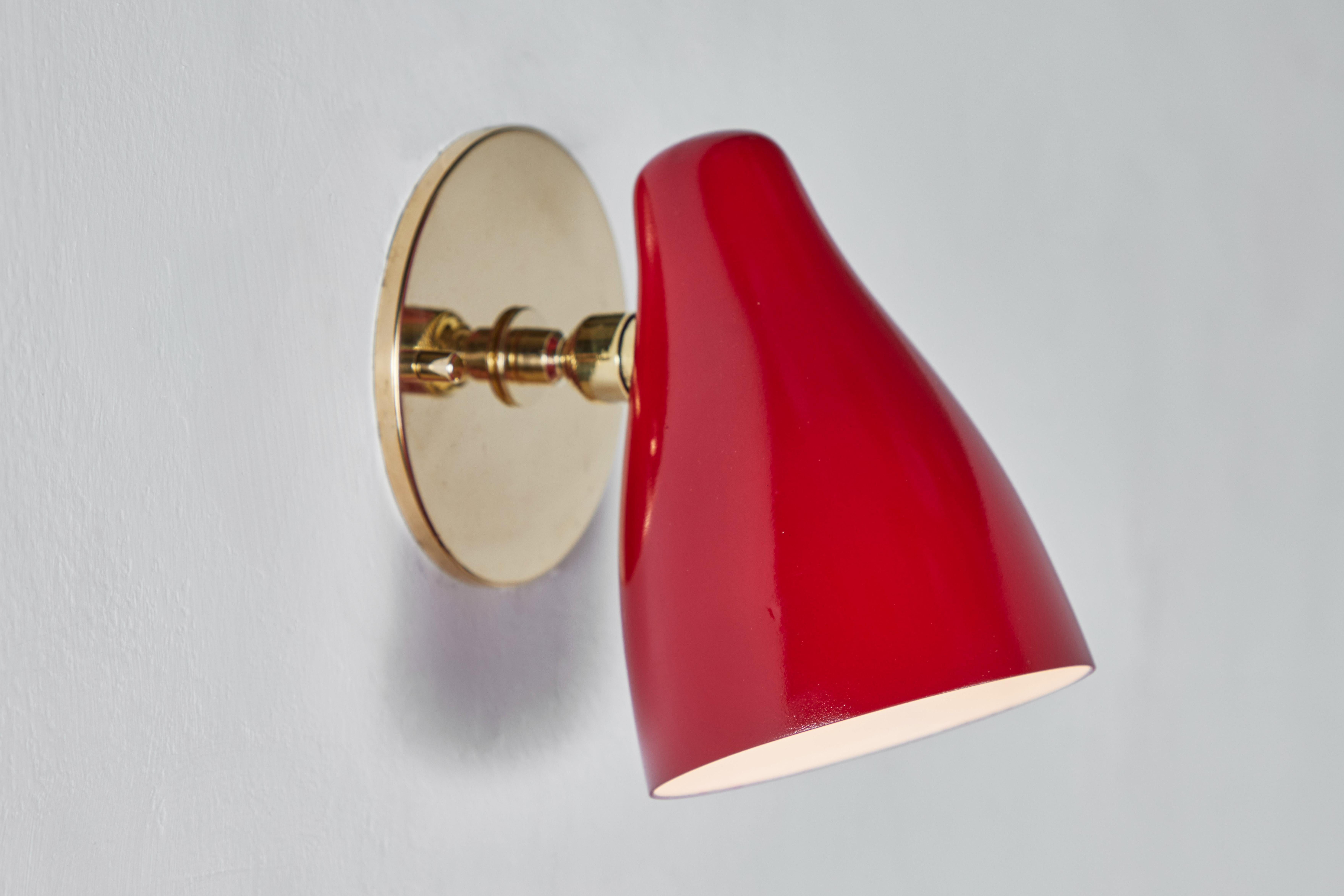 Metal 1950s Gino Sarfatti Articulating Red Wall Lamp for Arteluce
