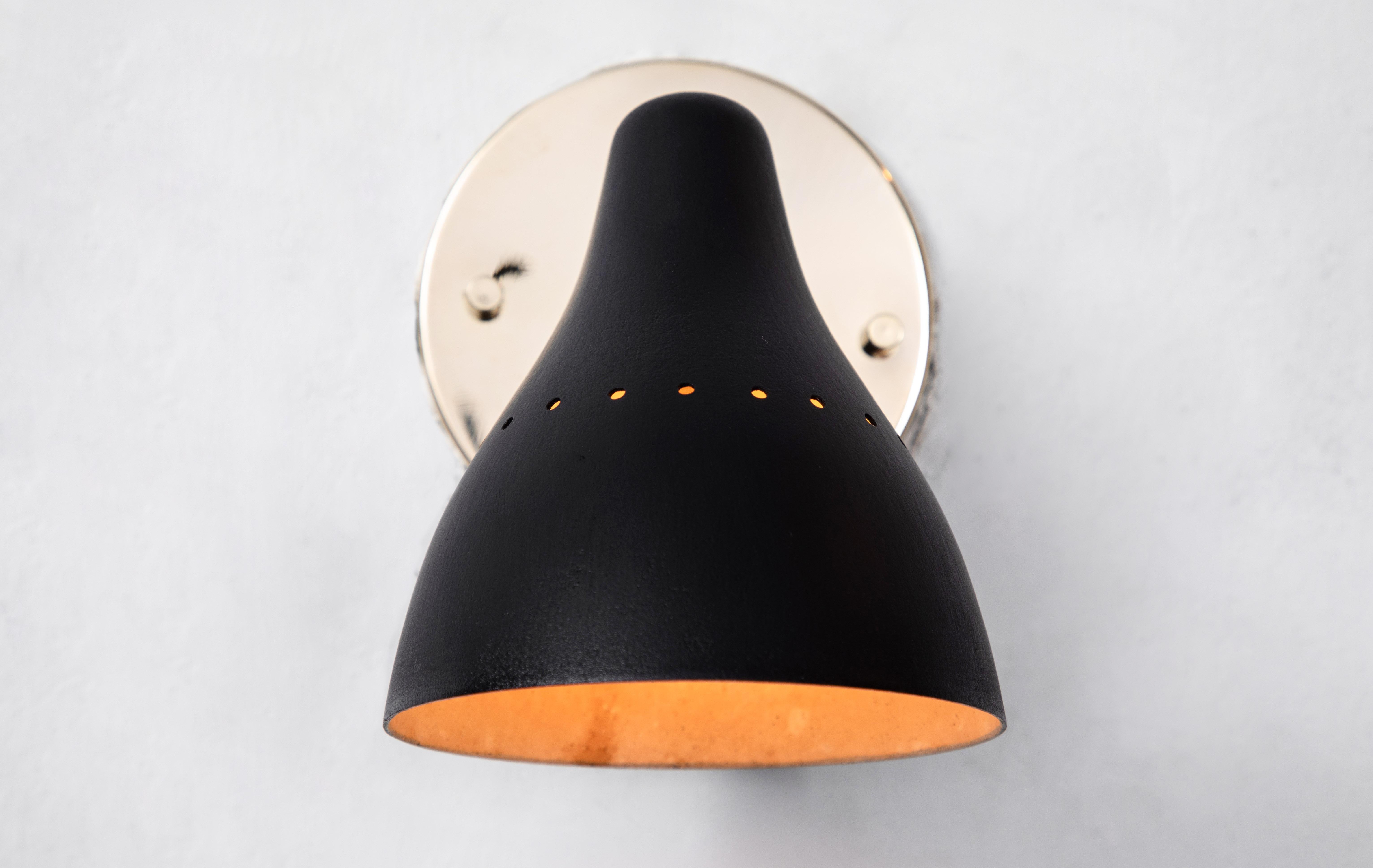 1950s Gino Sarfatti Articulating Sconce for Arteluce In Good Condition In Glendale, CA