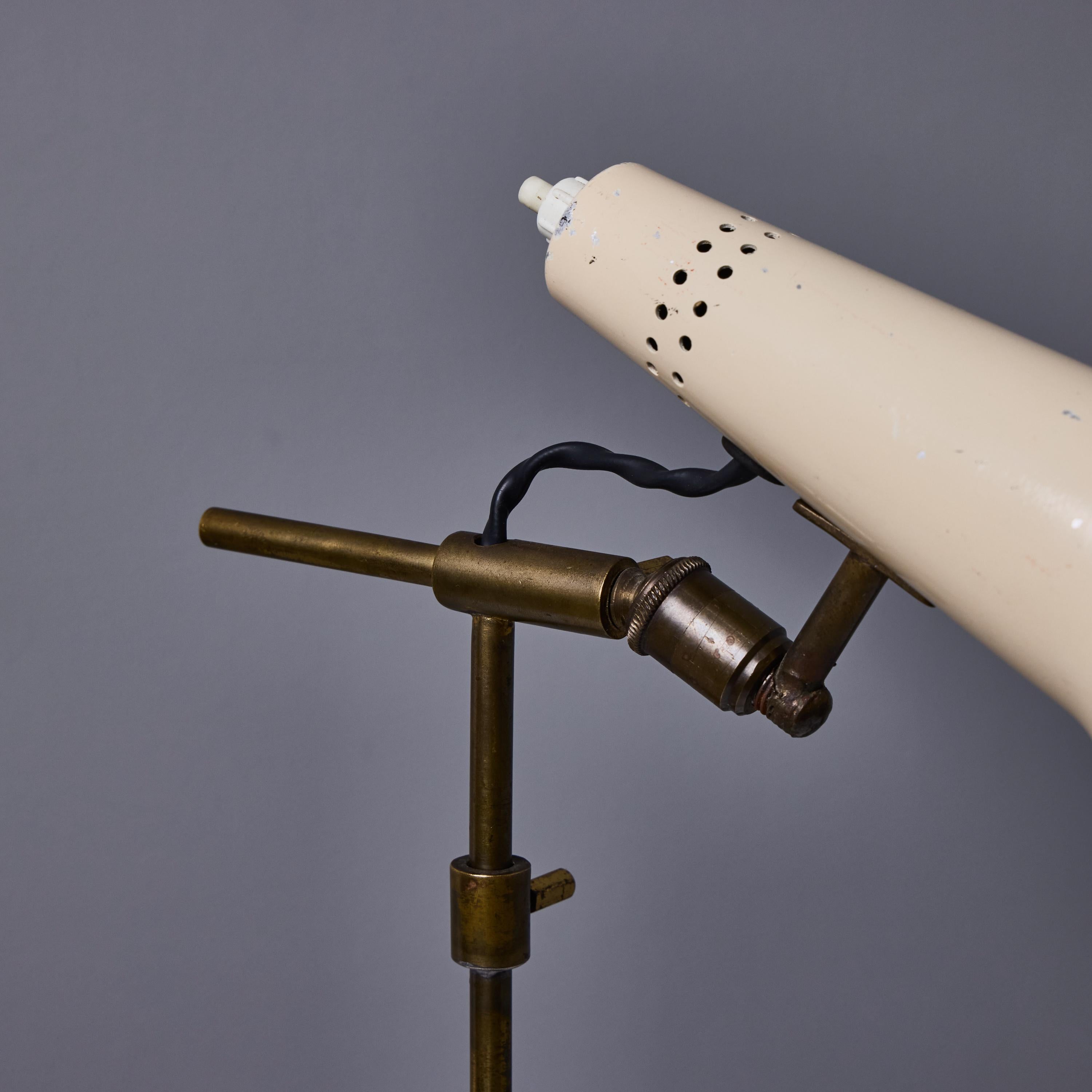 1950s Gino Sarfatti Sculptural Table Lamp for Arteluce en venta 11