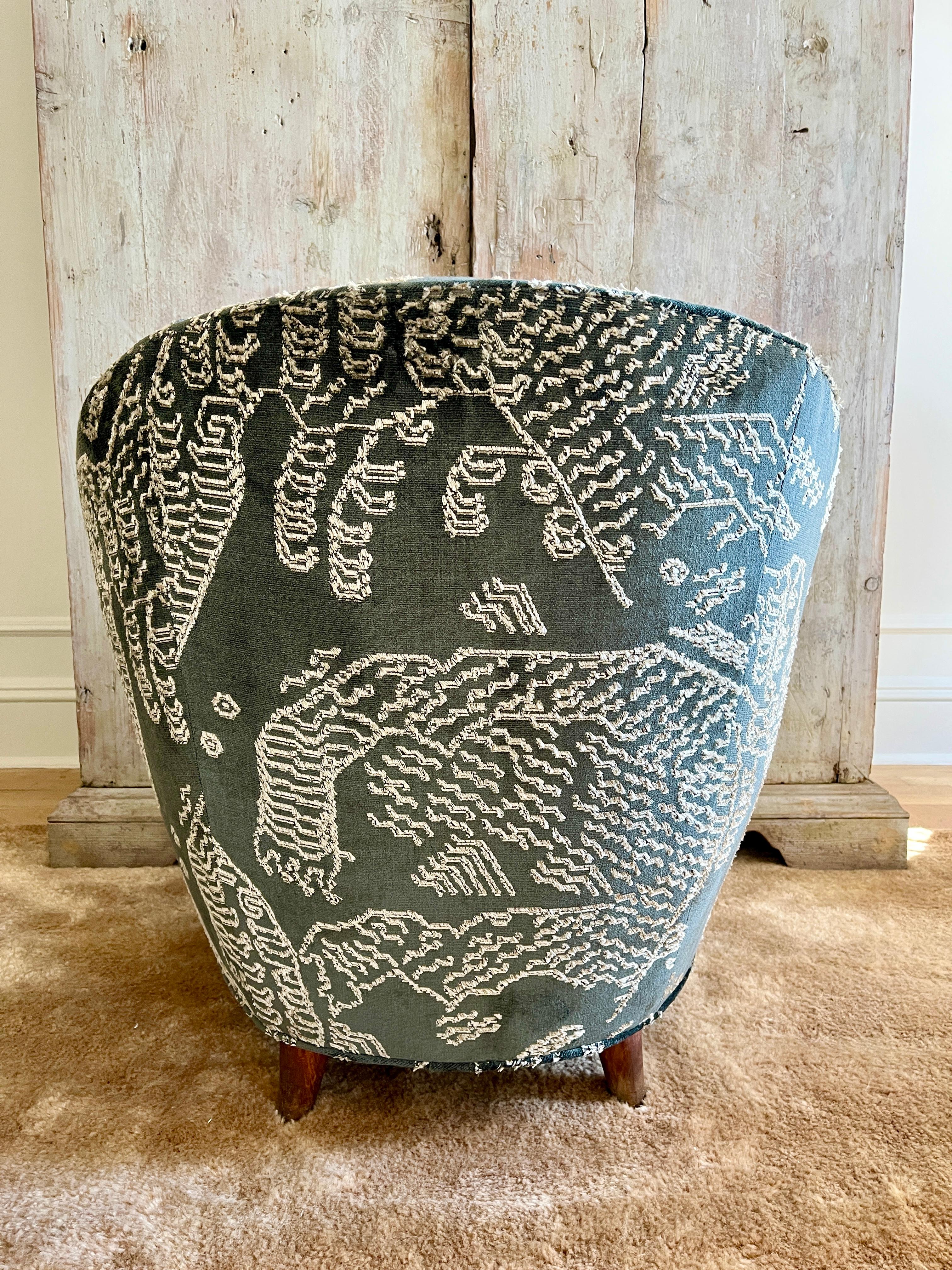 Italian 1950s Gio Ponti Attributed Armchair for Casa & Giardino Newly Upholstered
