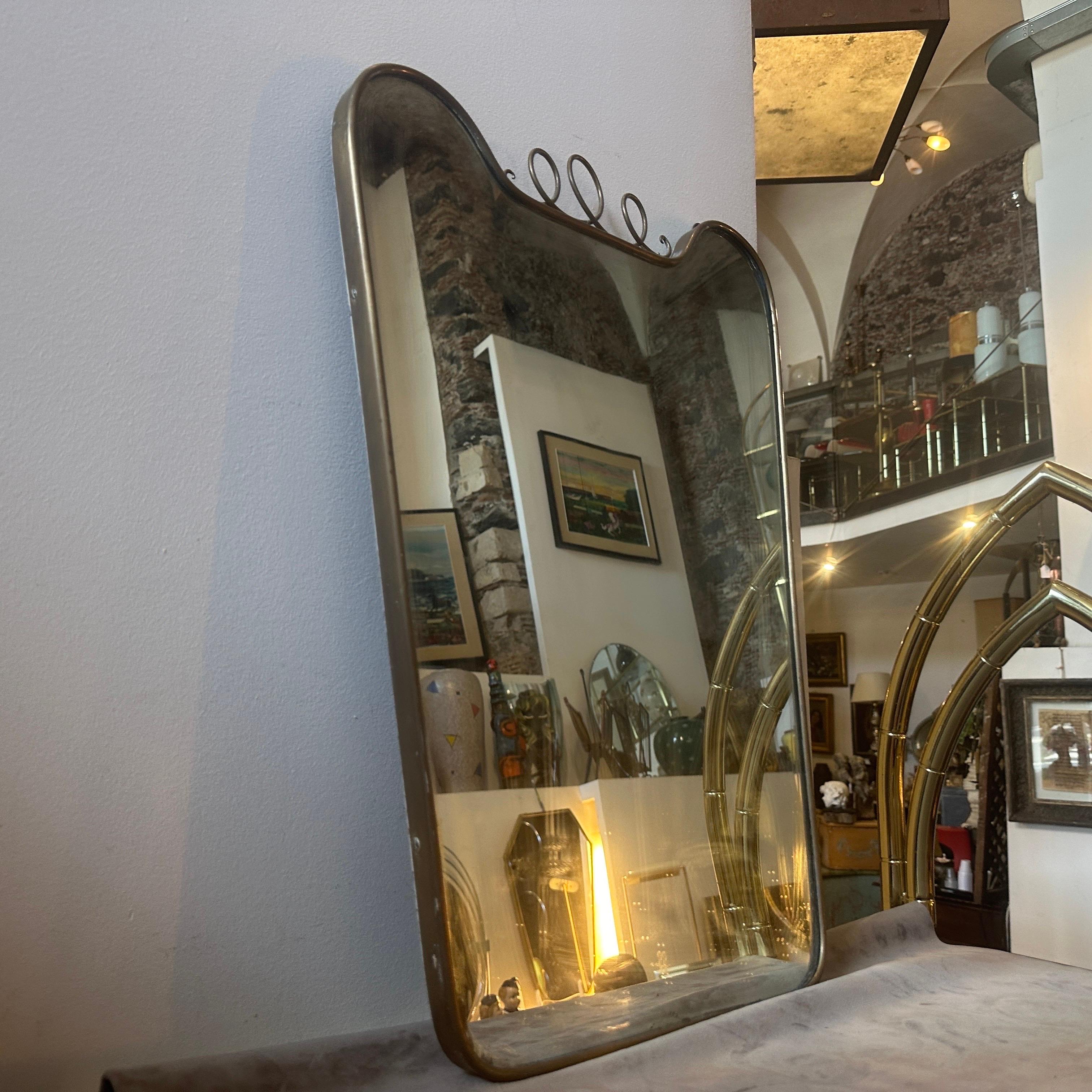 1950s Gio Ponti Style Mid-Century Modern Brass Italian Wall Mirror 3