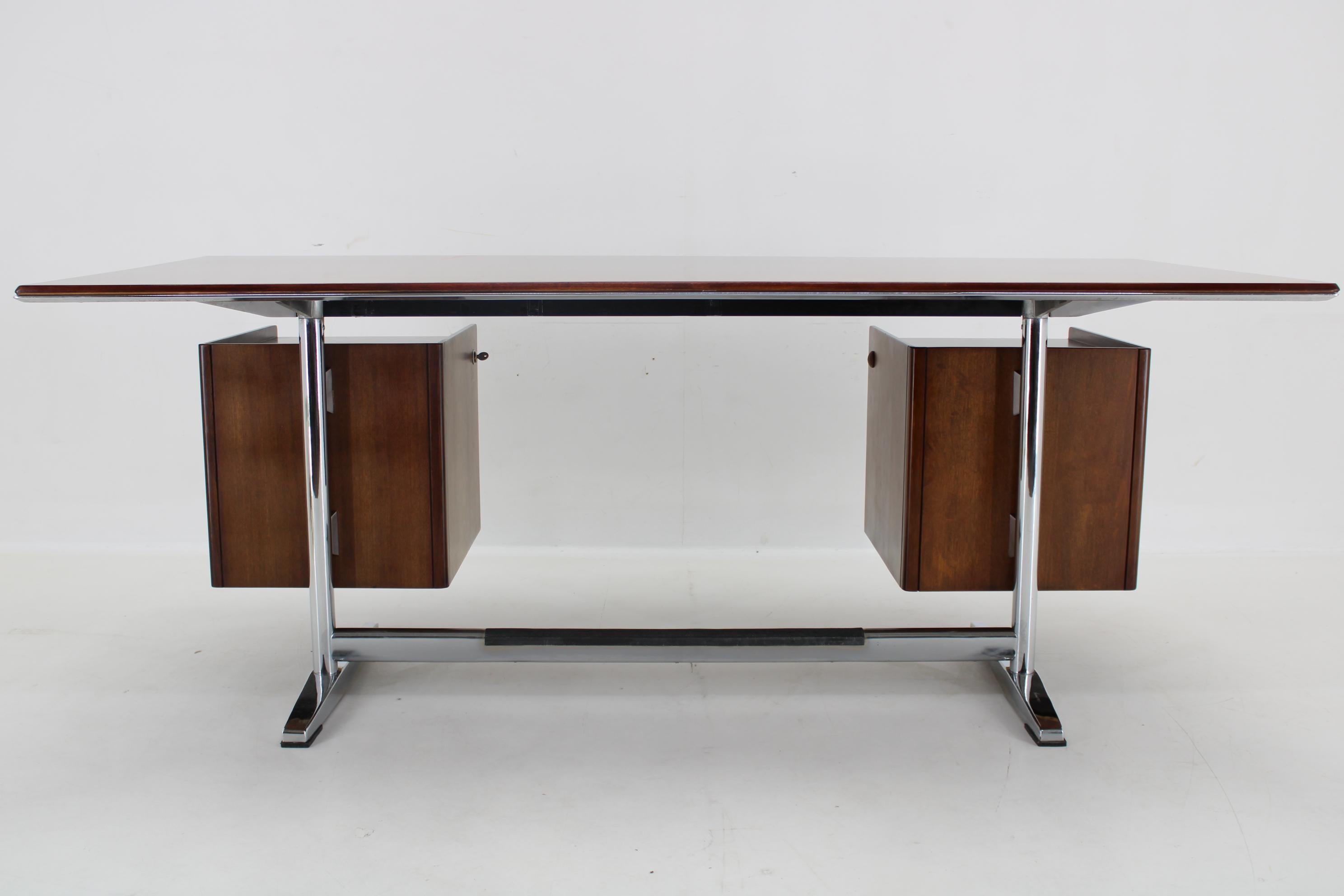 1950s Gio Ponti Large Executive Desk for RIMA Padova in Walnut Finish, Italy 3