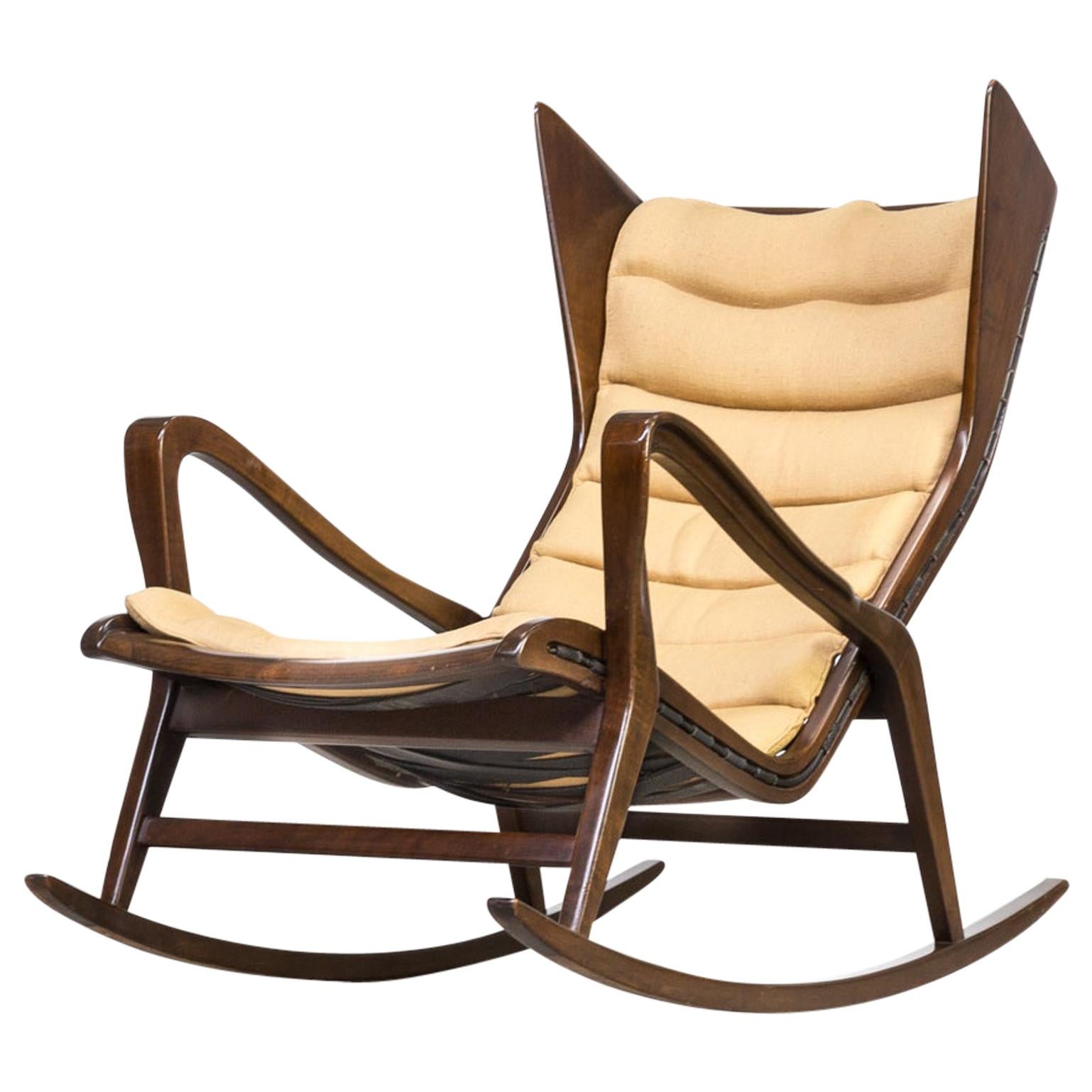 1950s Gio Ponti, attributed, Model 572 Rocking Chair for Cassina For Sale