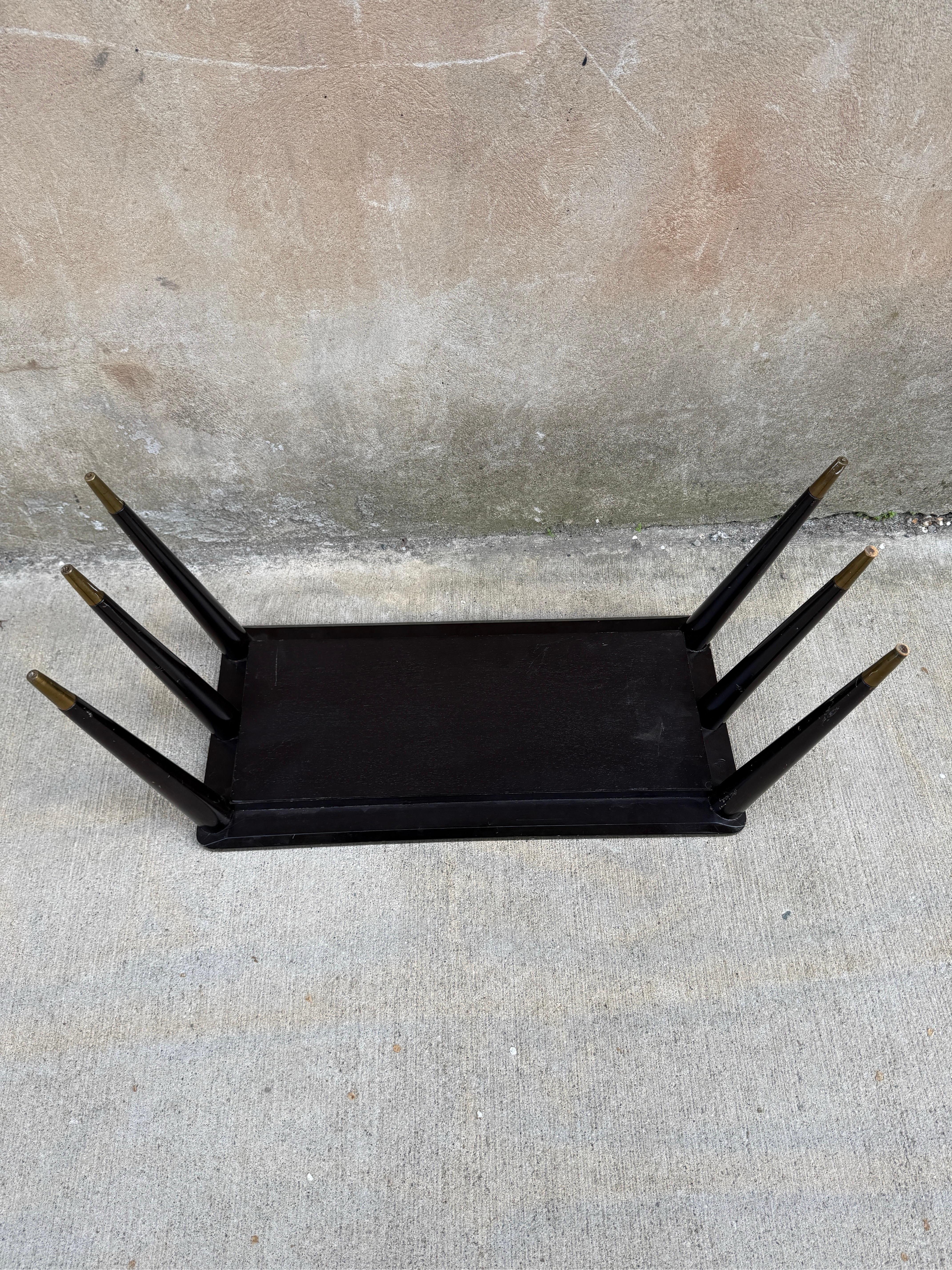 Table basse à six pieds Gio Ponti des années 1950 en vente 4