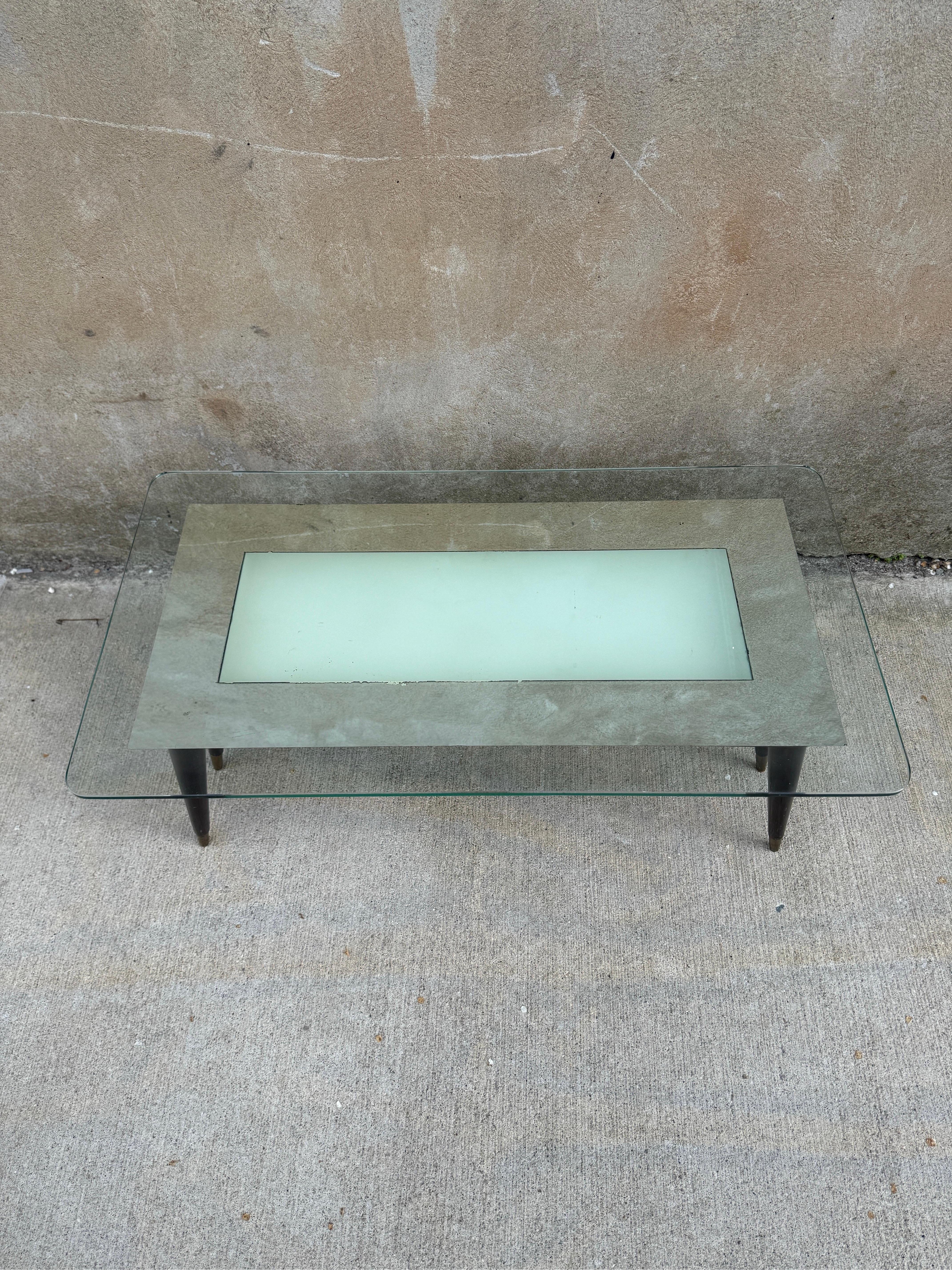 Mid-Century Modern Table basse à six pieds Gio Ponti des années 1950 en vente