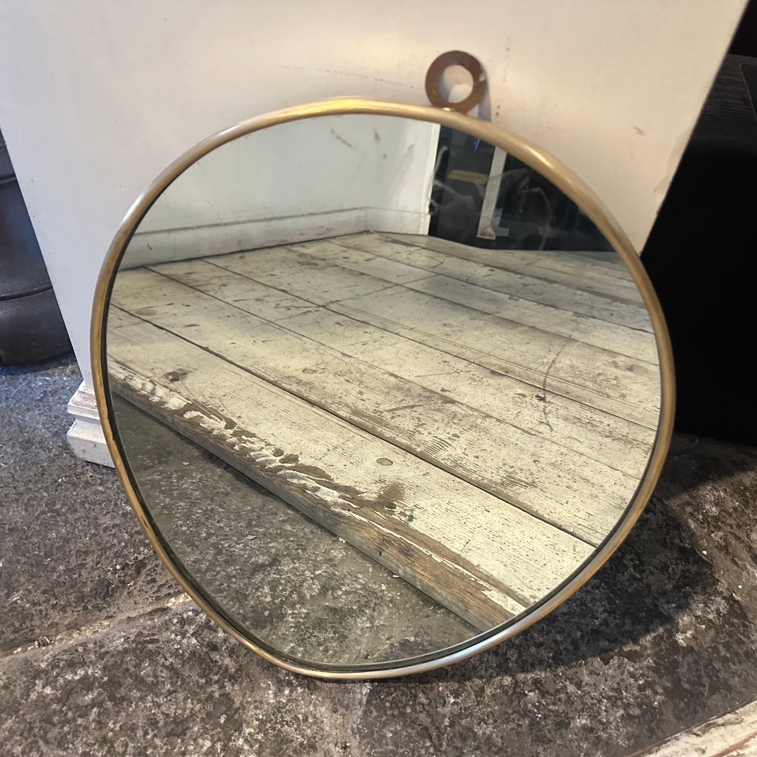 20th Century 1950s Giò Ponti Style Mid-Century Modern Brass Italian Oval Wall Mirror For Sale