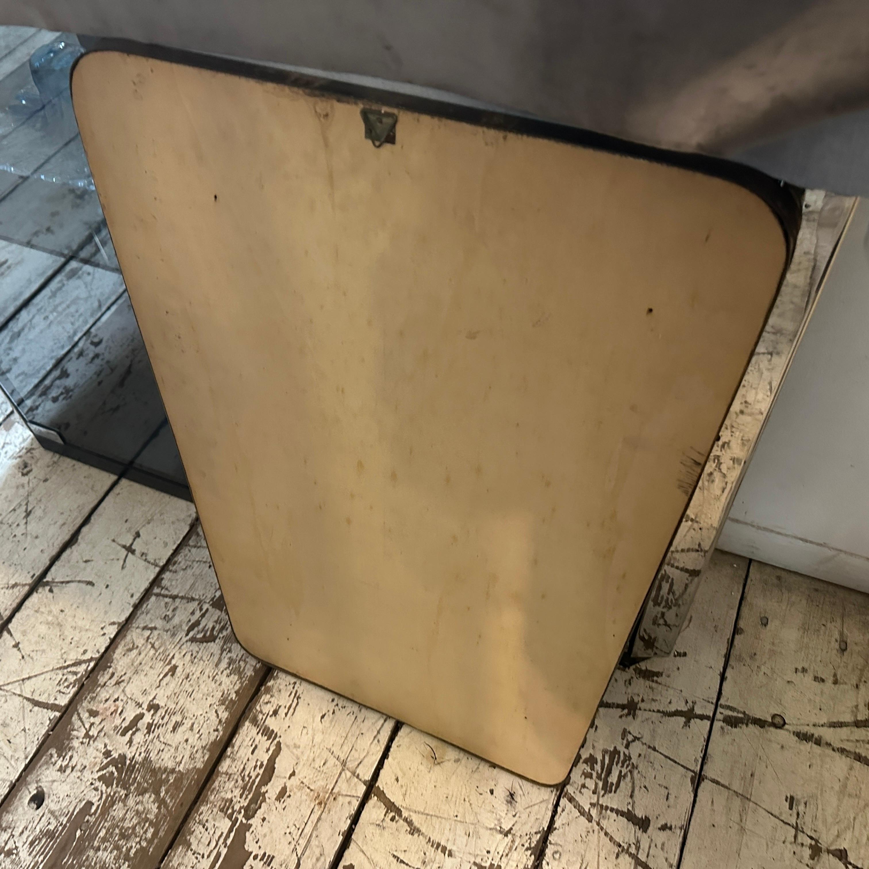 1950s Gio Ponti Style Mid-Century Modern Brass Italian Wall Mirror For Sale 5