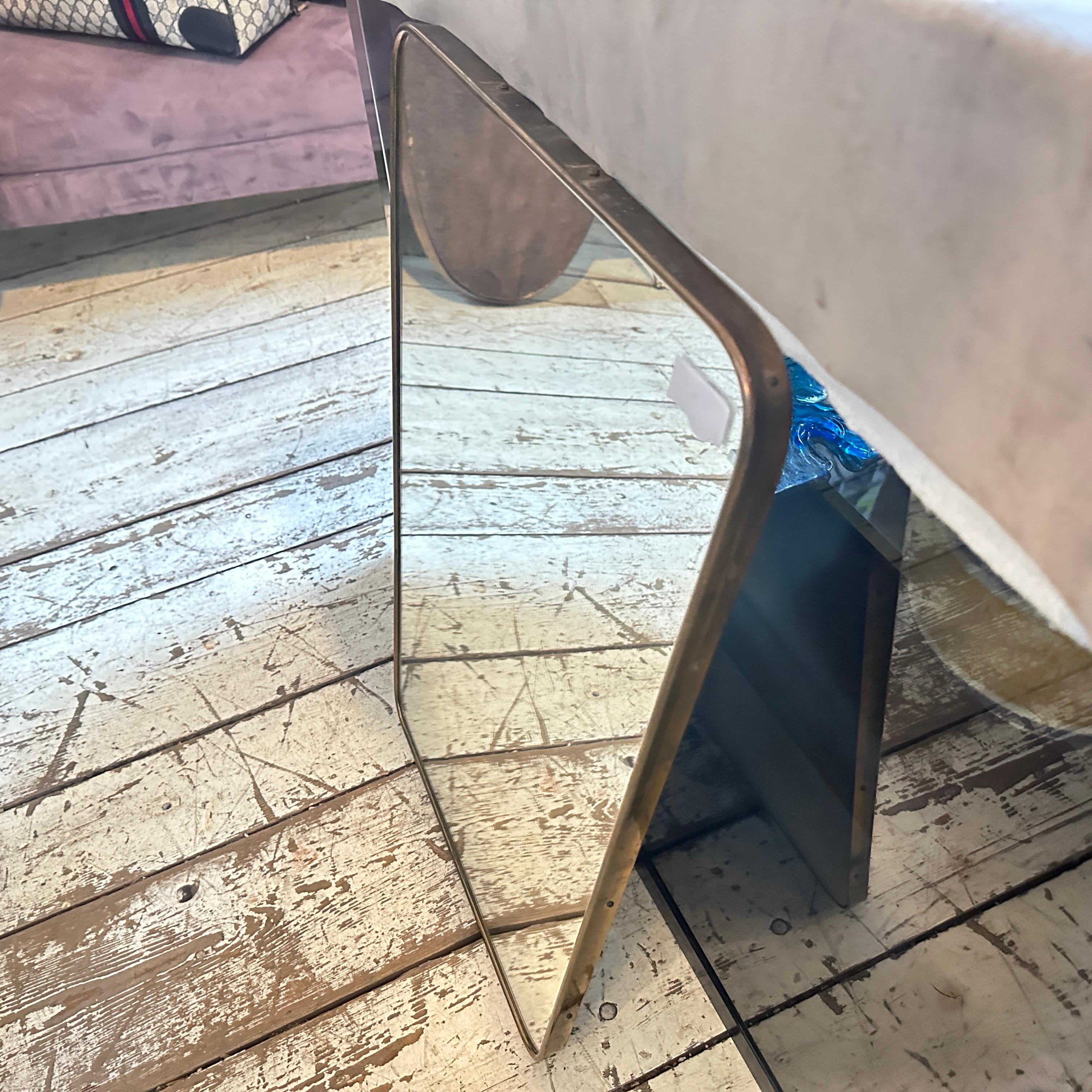 1950s Gio Ponti Style Mid-Century Modern Brass Italian Wall Mirror For Sale 2