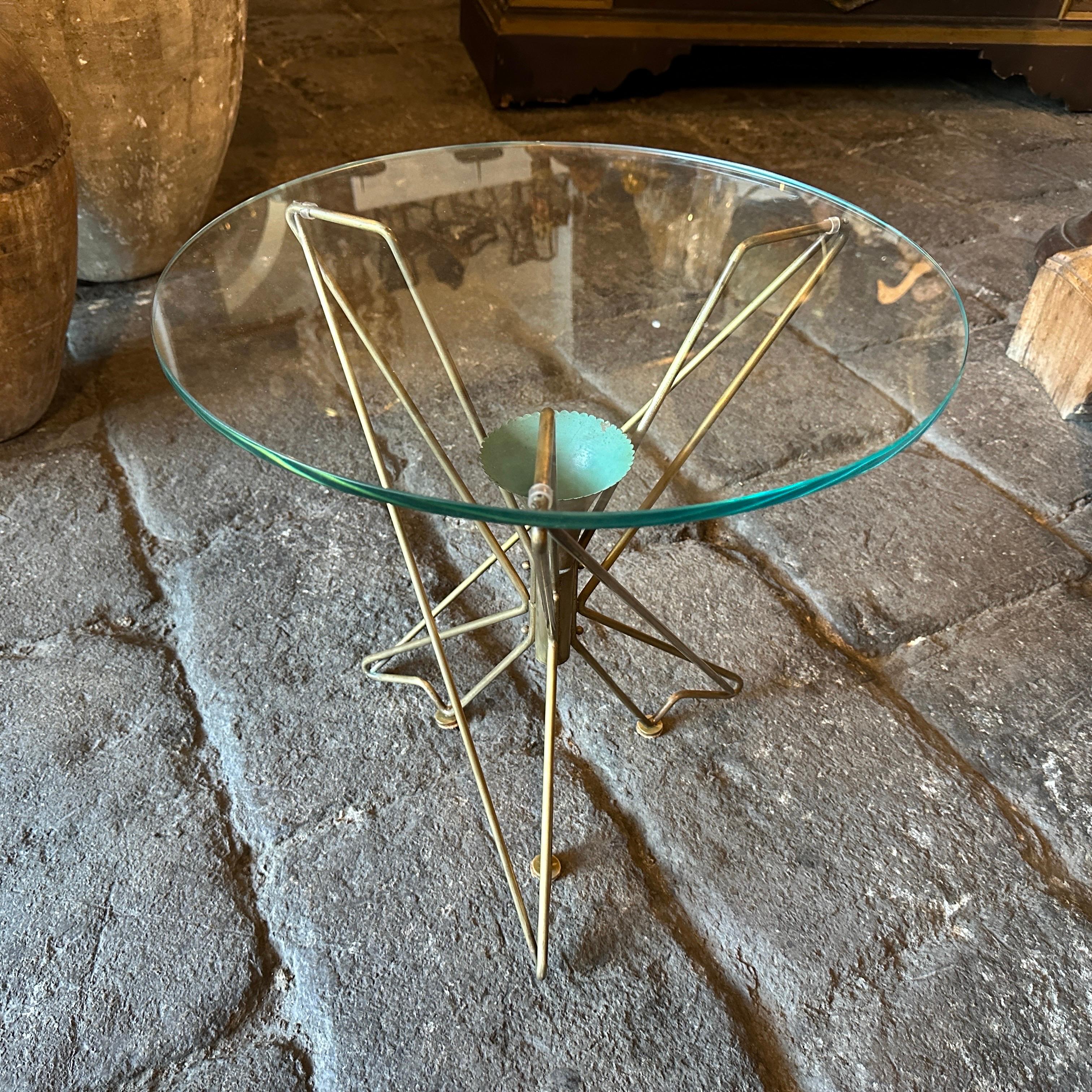 1950s Gio Ponti Style Mid-Century Modern Solid Brass Round Italian Coffee Table For Sale 8