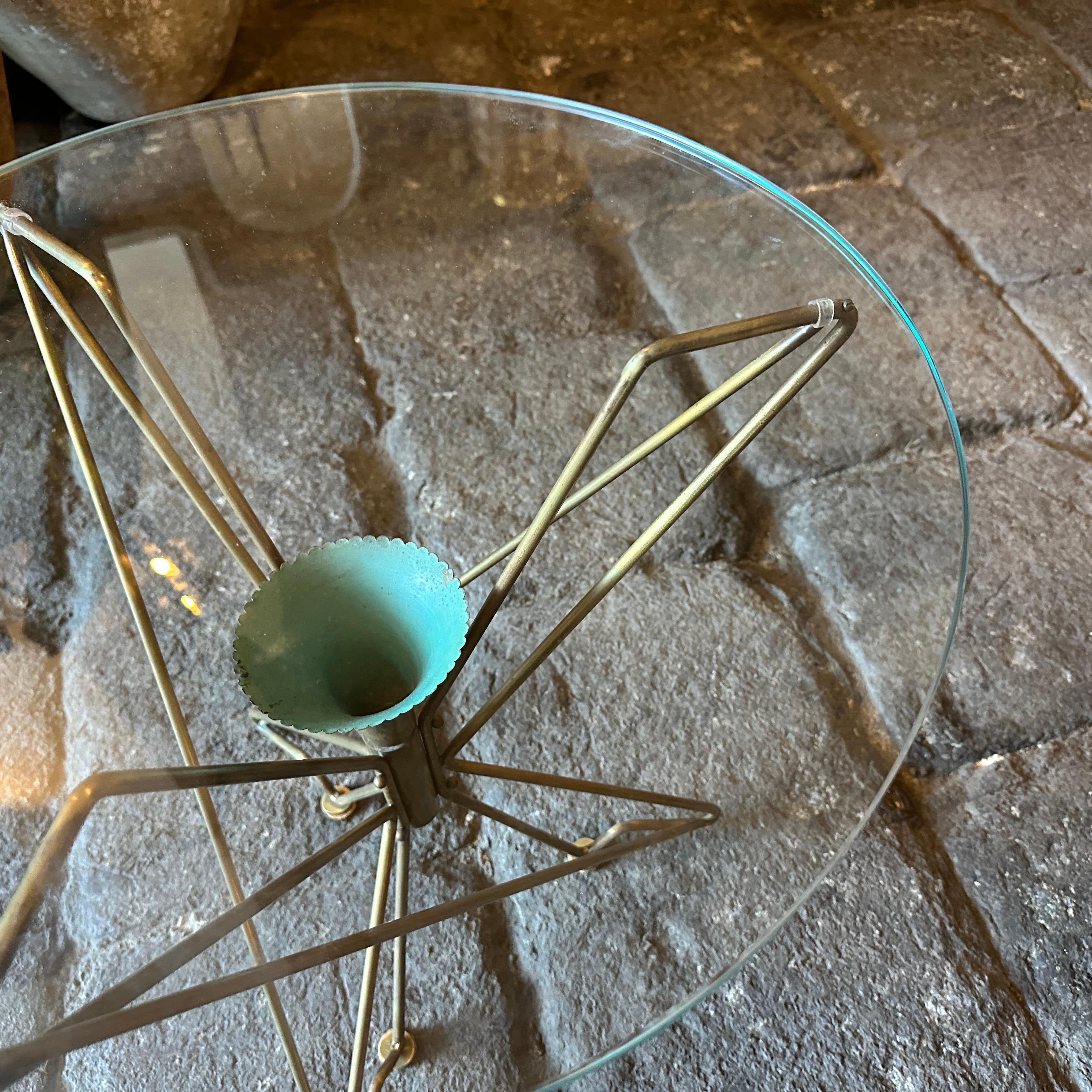 1950s Gio Ponti Style Mid-Century Modern Solid Brass Round Italian Coffee Table For Sale 2