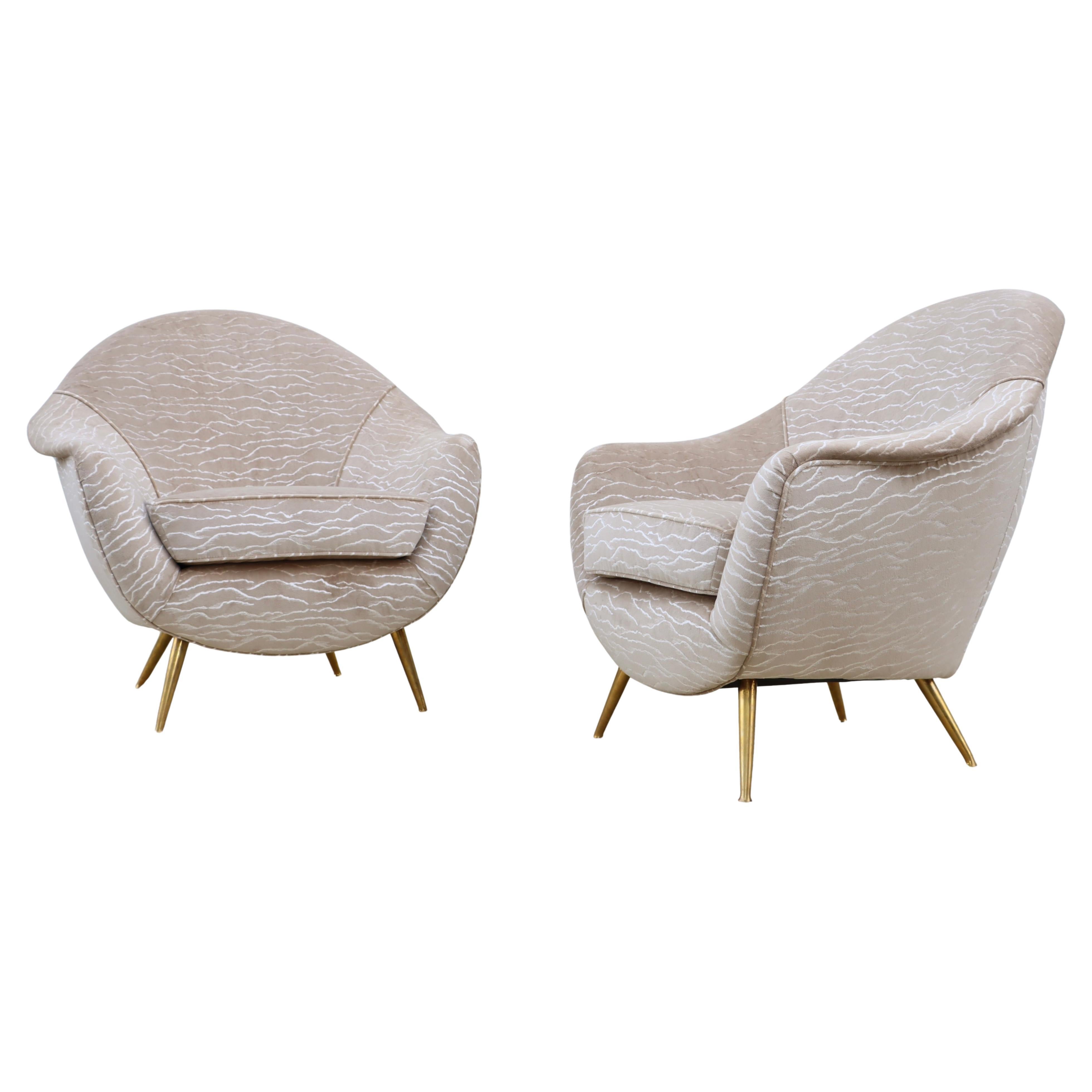 Chaises longues italiennes modernistes de style Gio Ponti des années 1950, tapissées de velours