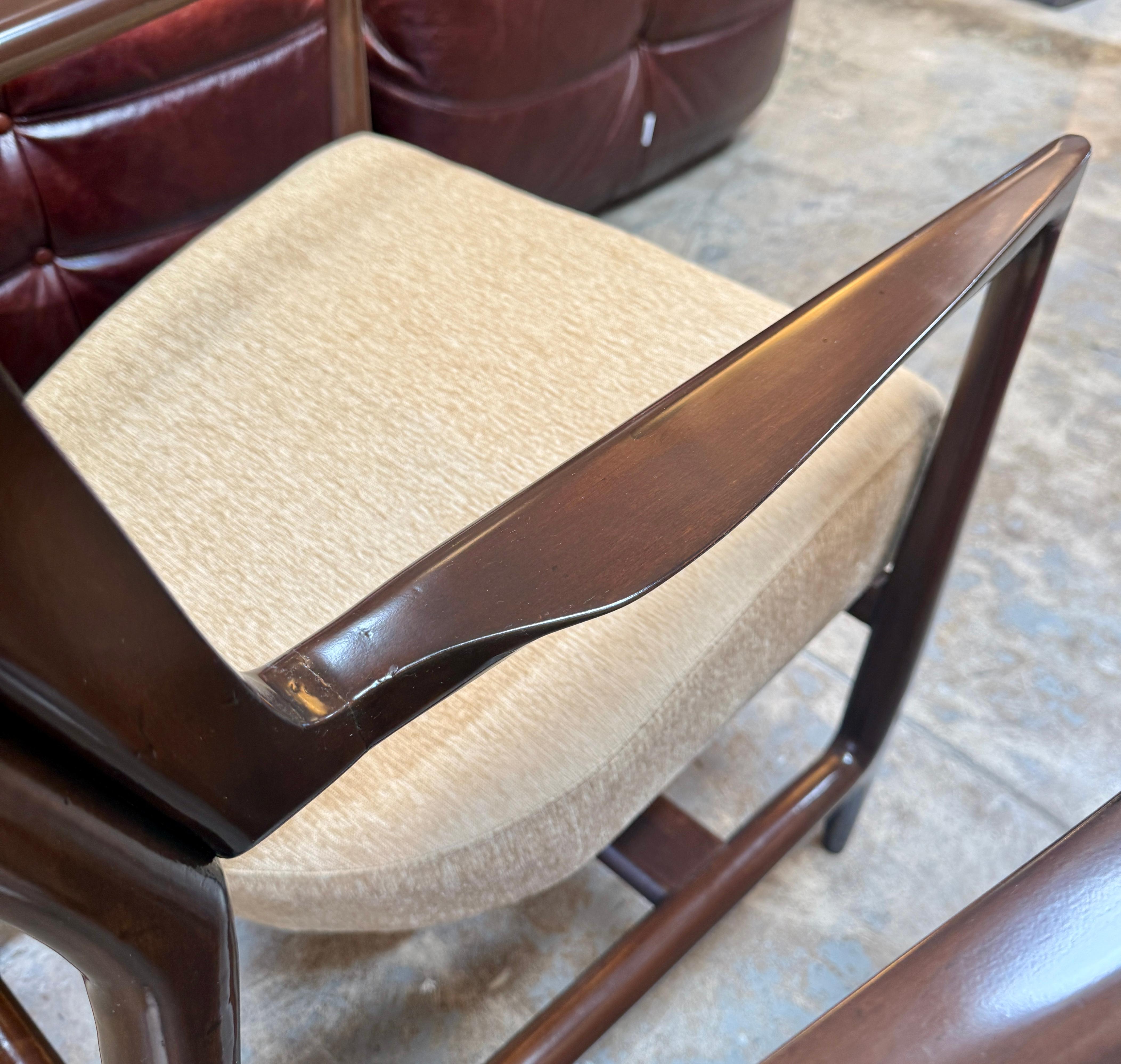 1950s Gio Ponti “Triennial” Armchairs in Dark Wood en venta 4