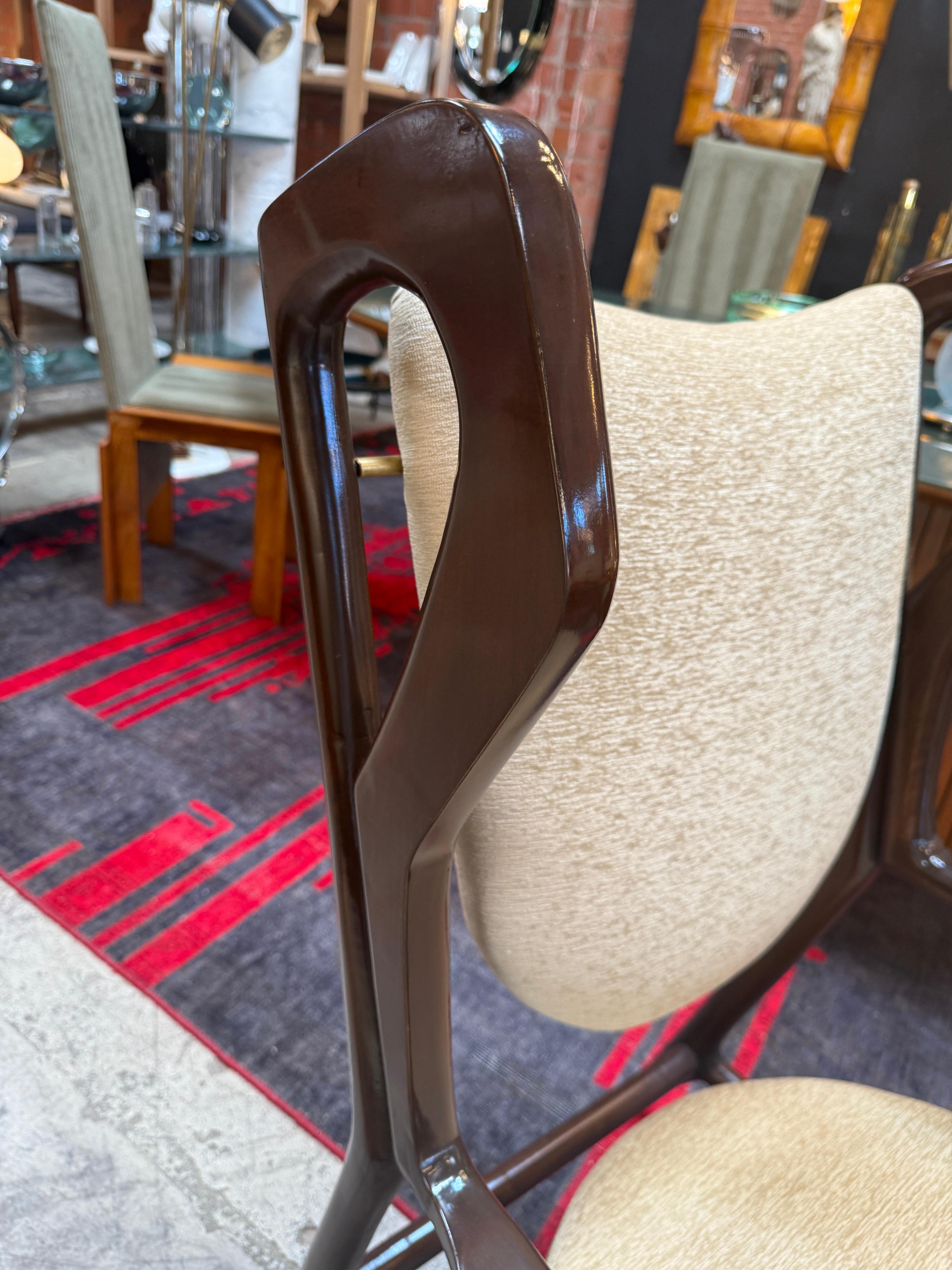 1950s Gio Ponti “Triennial” Armchairs in Dark Wood Italiano en venta