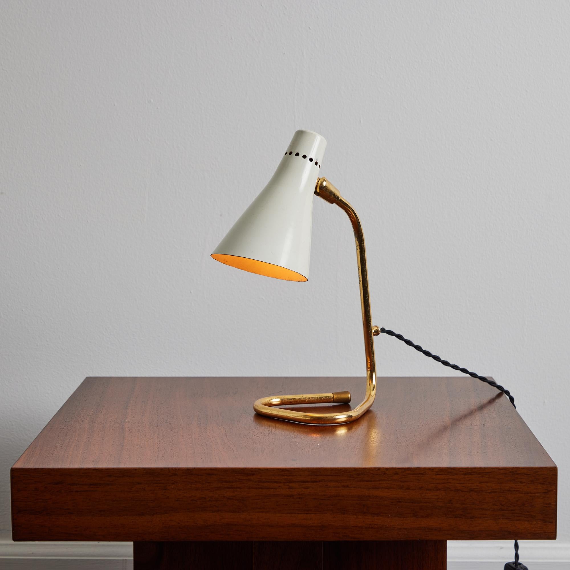 1950s Giuseppe Ostuni Model #214 Metal & Brass Table Lamp for O-Luce For Sale 6